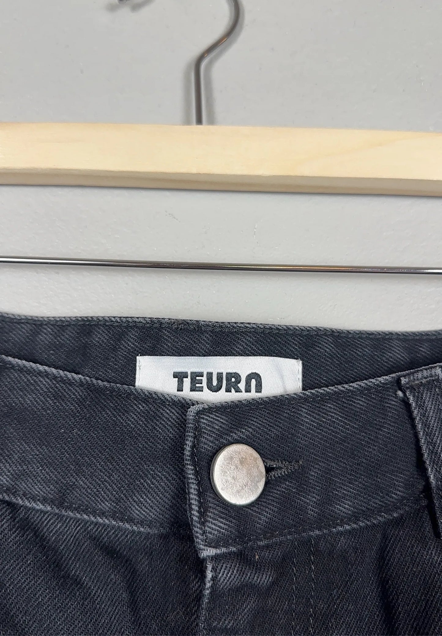 Teurn Studios Shorts