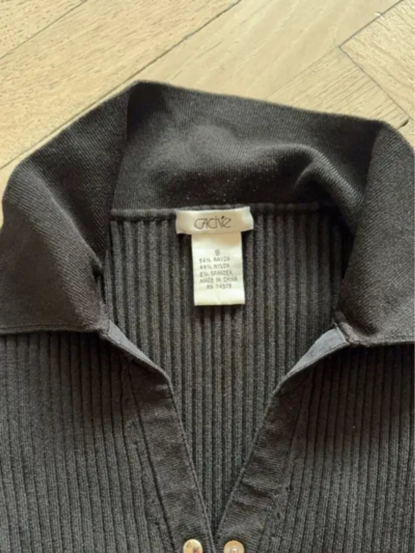 Cache-t-shirt