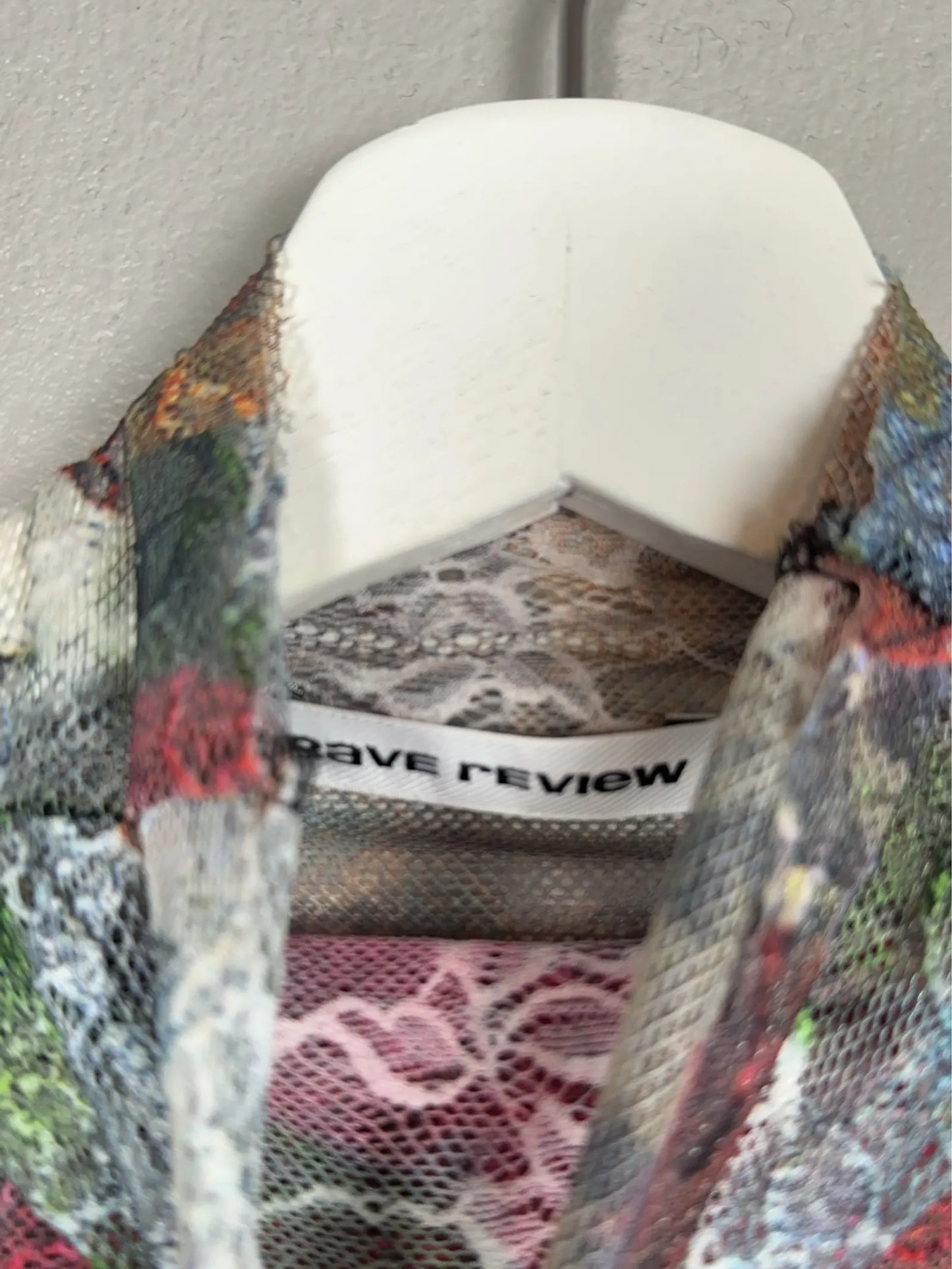 Rave Review-polotröja NWOT