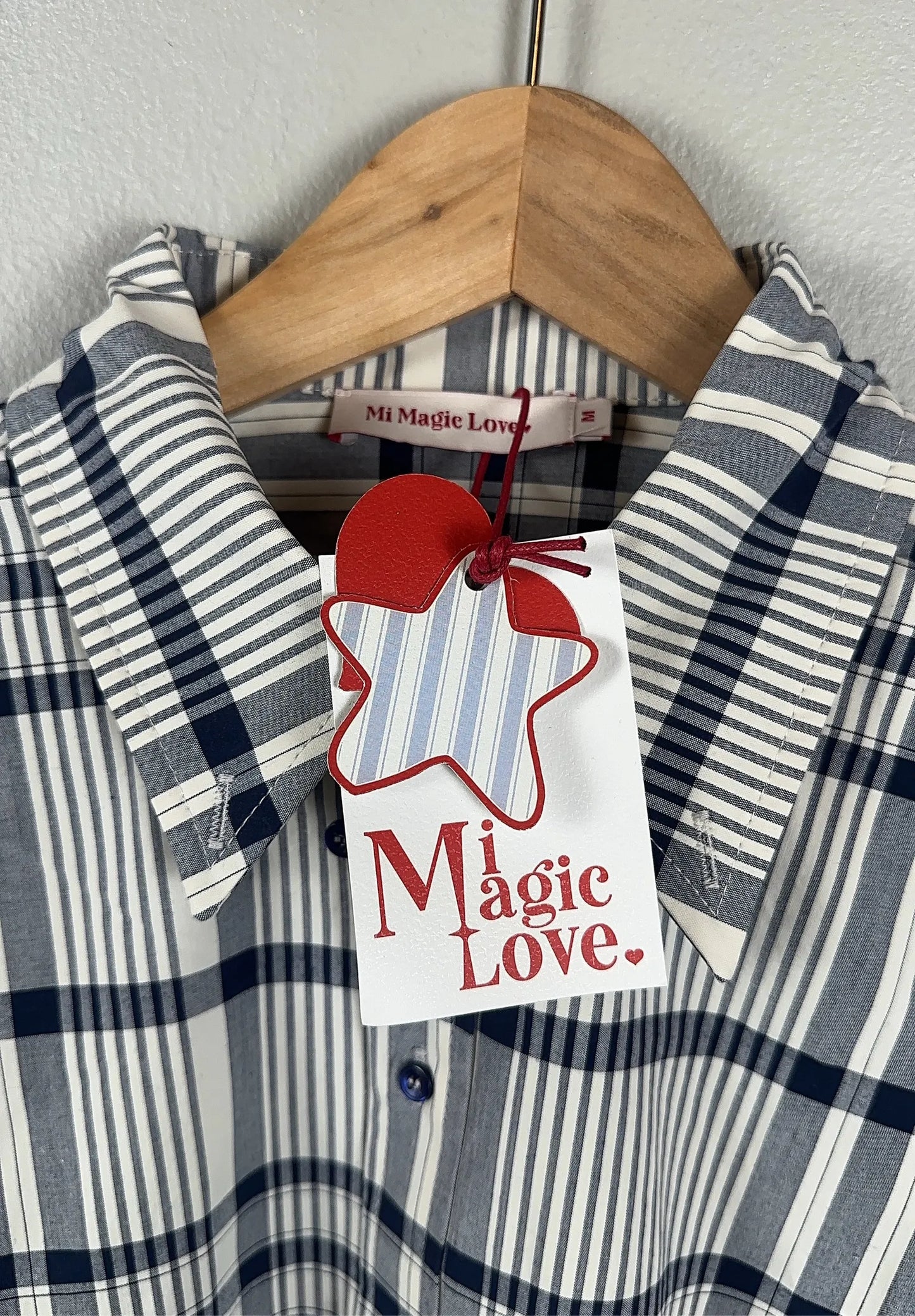 Mi Magic Love Ease Boyfriend Shirt-skjorta NWT
