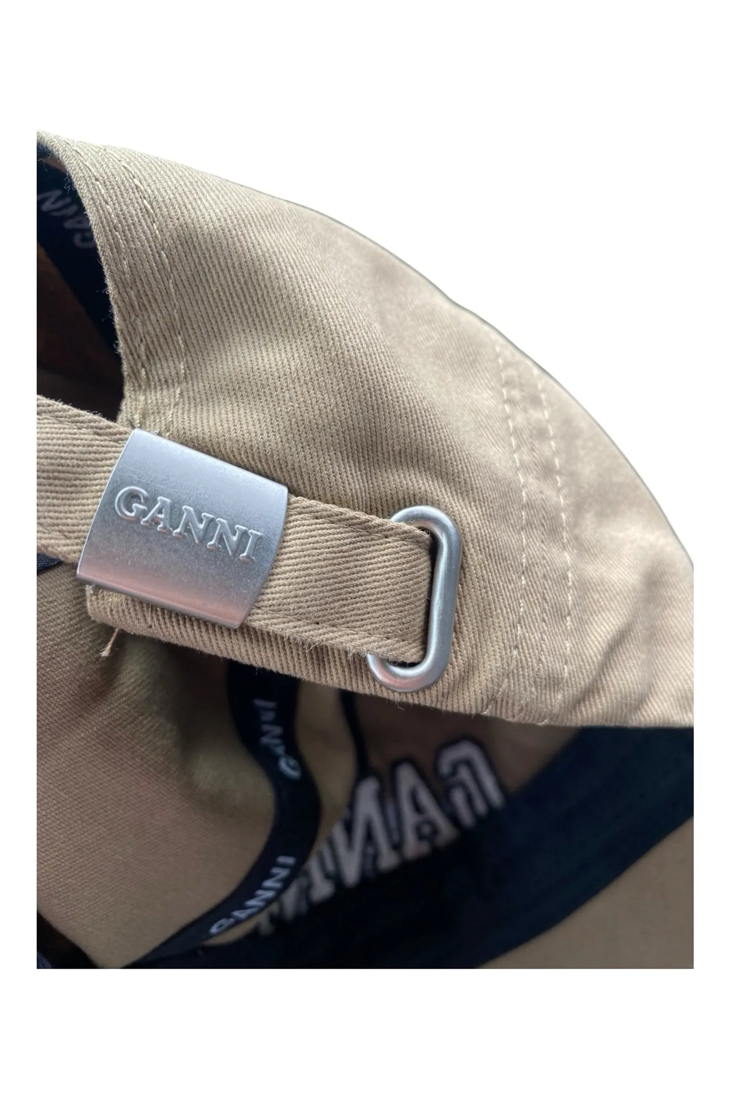 Ganni Cap