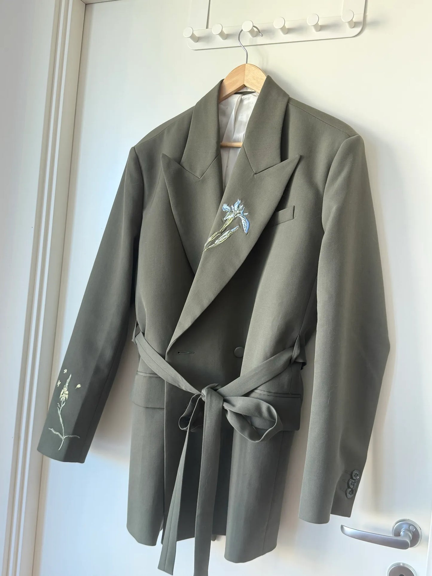Rodebjer Stand Embroidery - Dark Moss Blazer