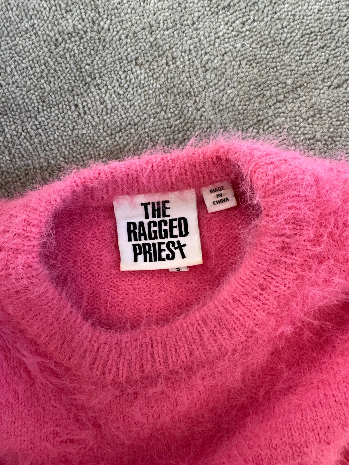 The Ragged Priest-klänning