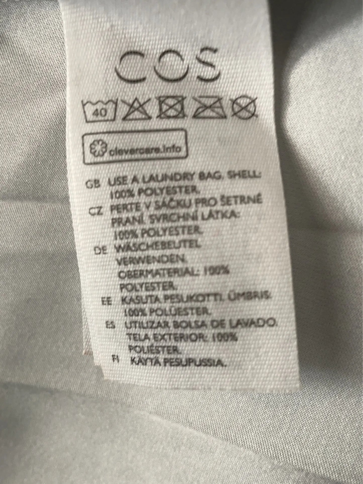Cos-klänning