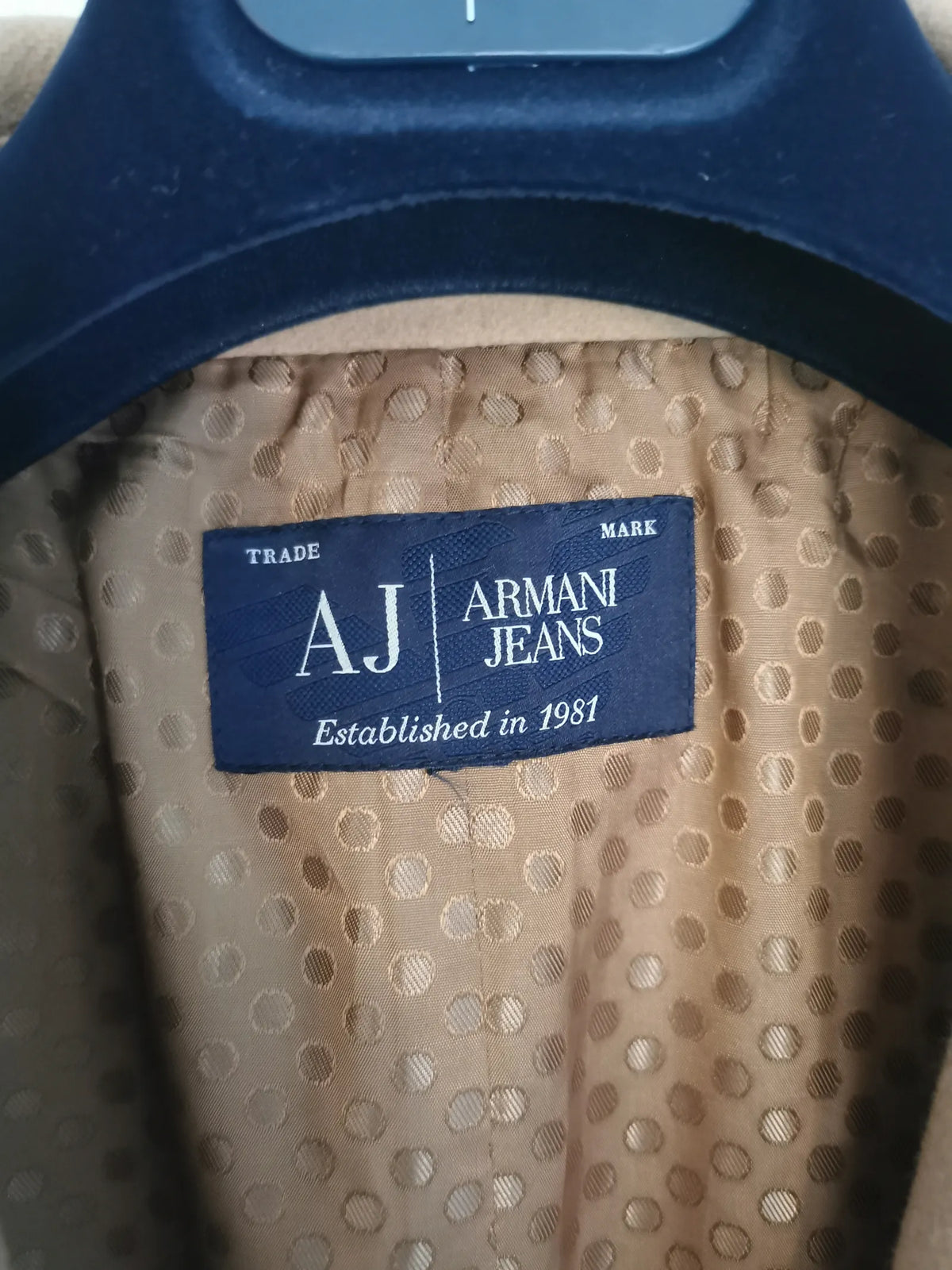 Armani-ullkappa