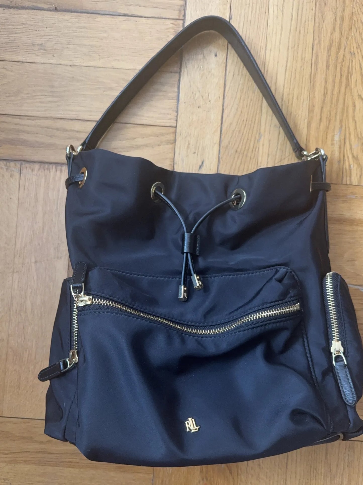Ralph Lauren-axelremsväska NWOT