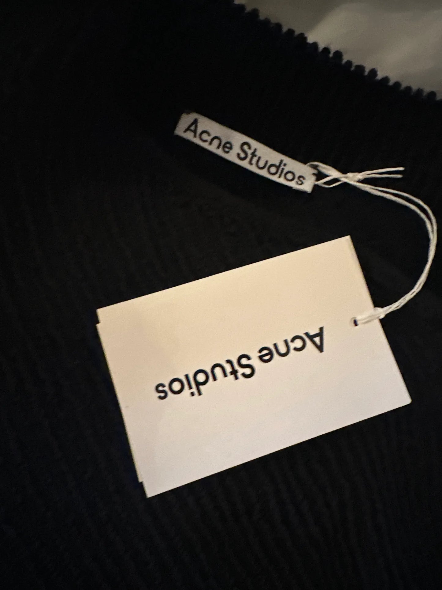 Acne Studios-ulltopp NWT