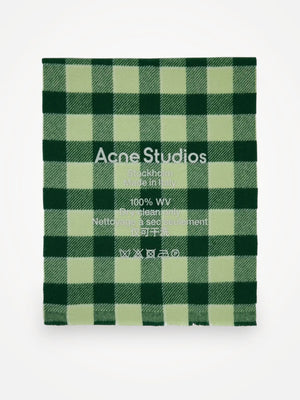 Acne Studios-ullhalsduk NWOT