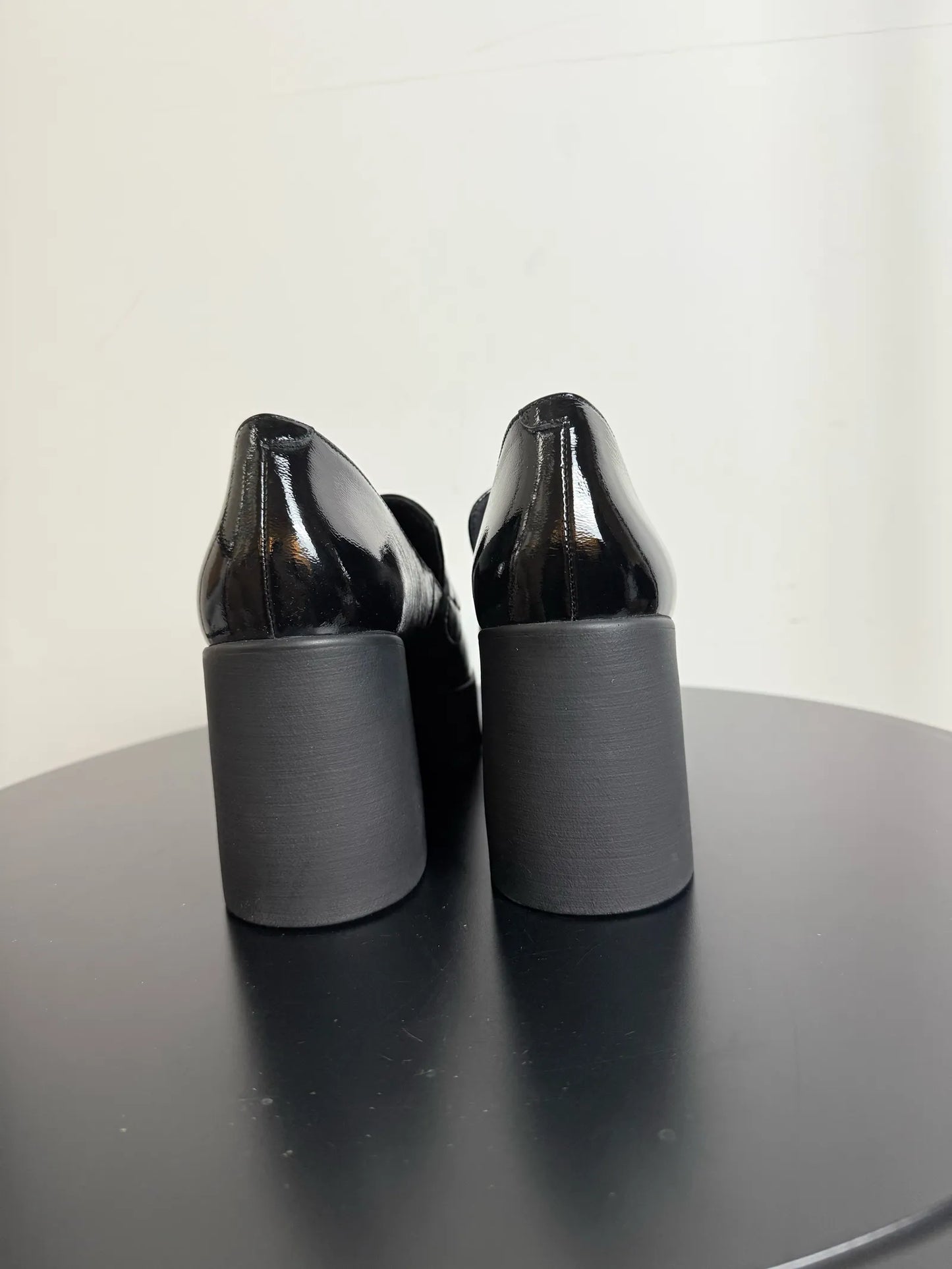 Blankens The Olivia Black-skinnklackar NWT