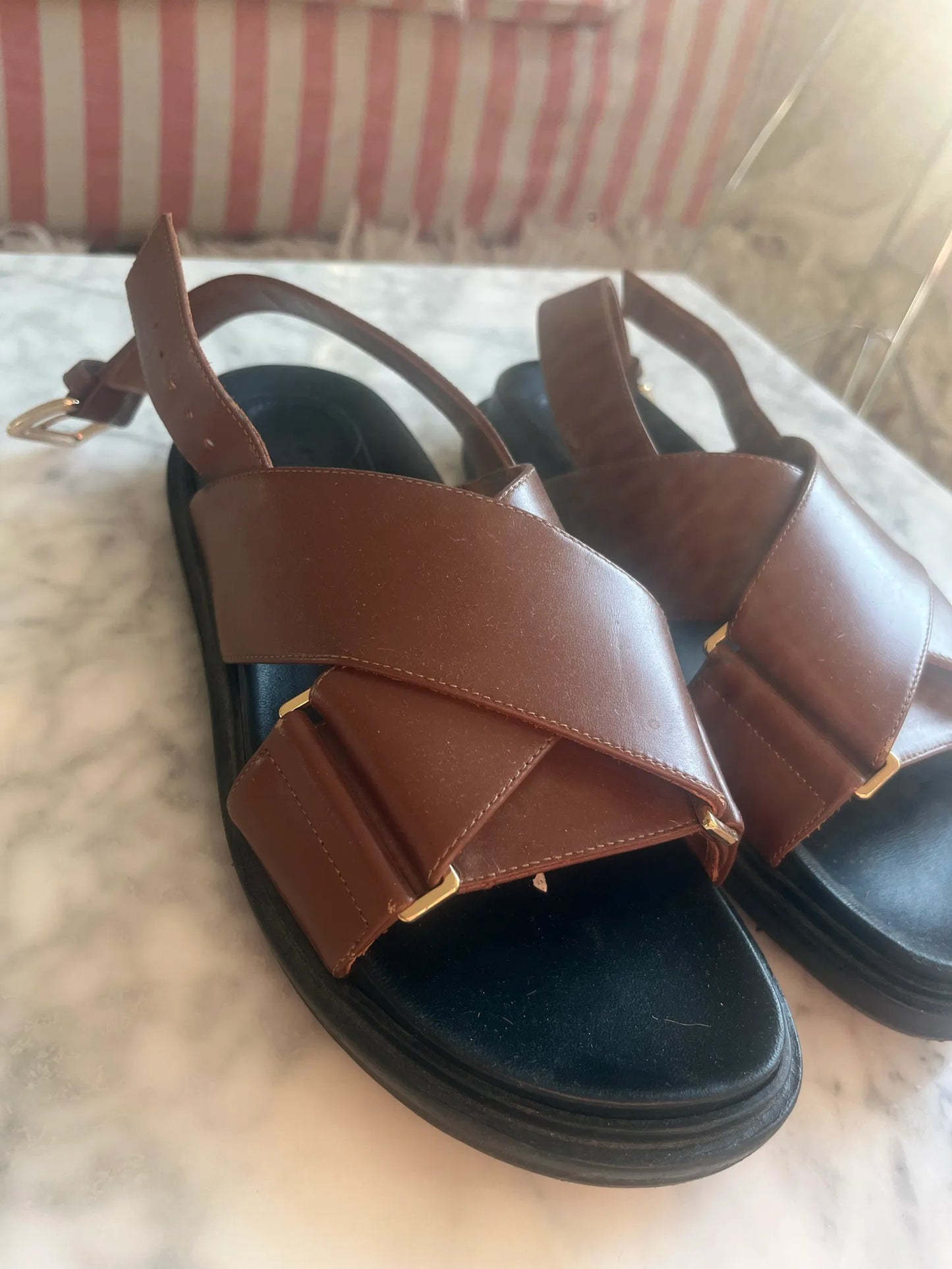 Marni Fussbett Sandals