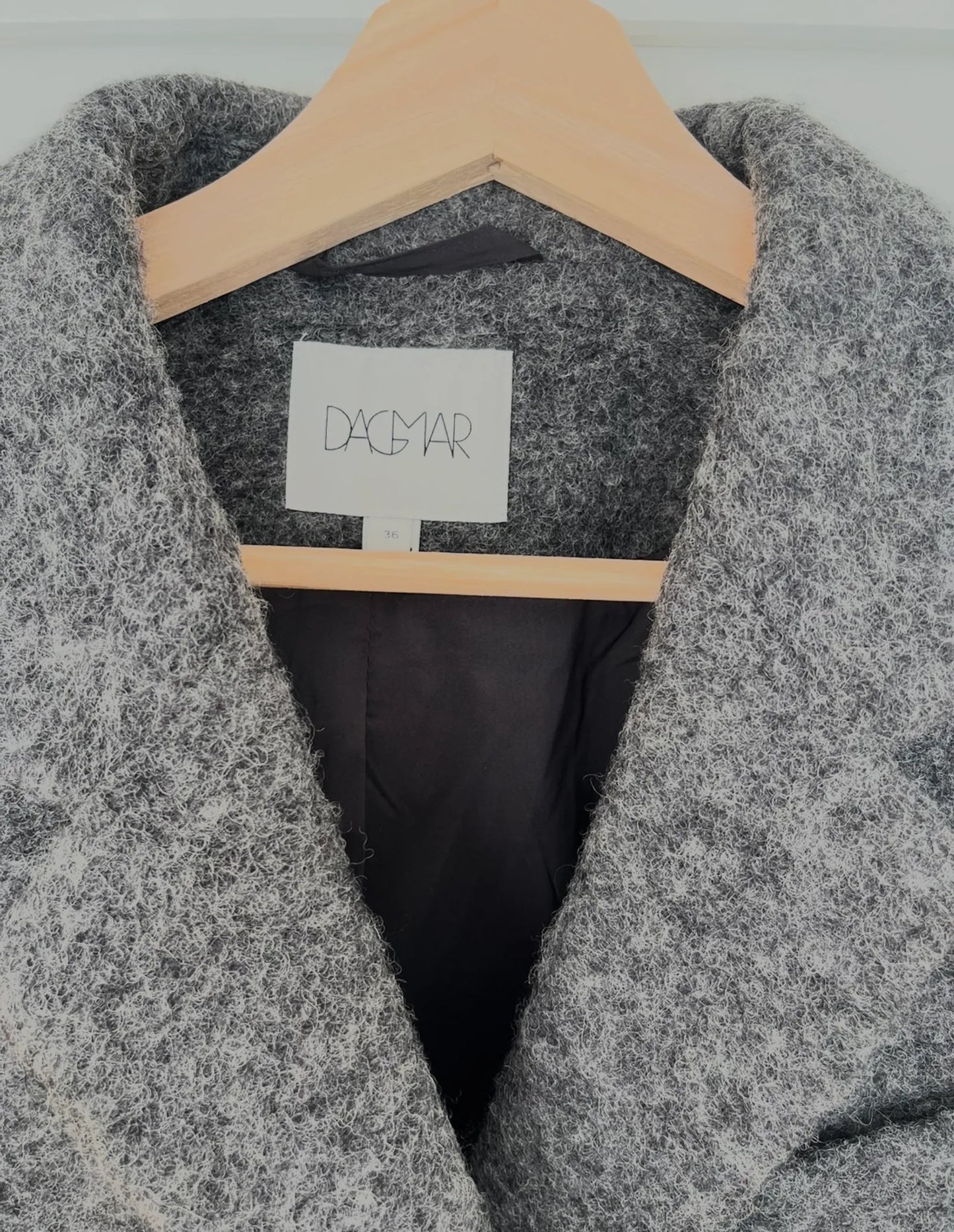 Dagmar Anissa Coat