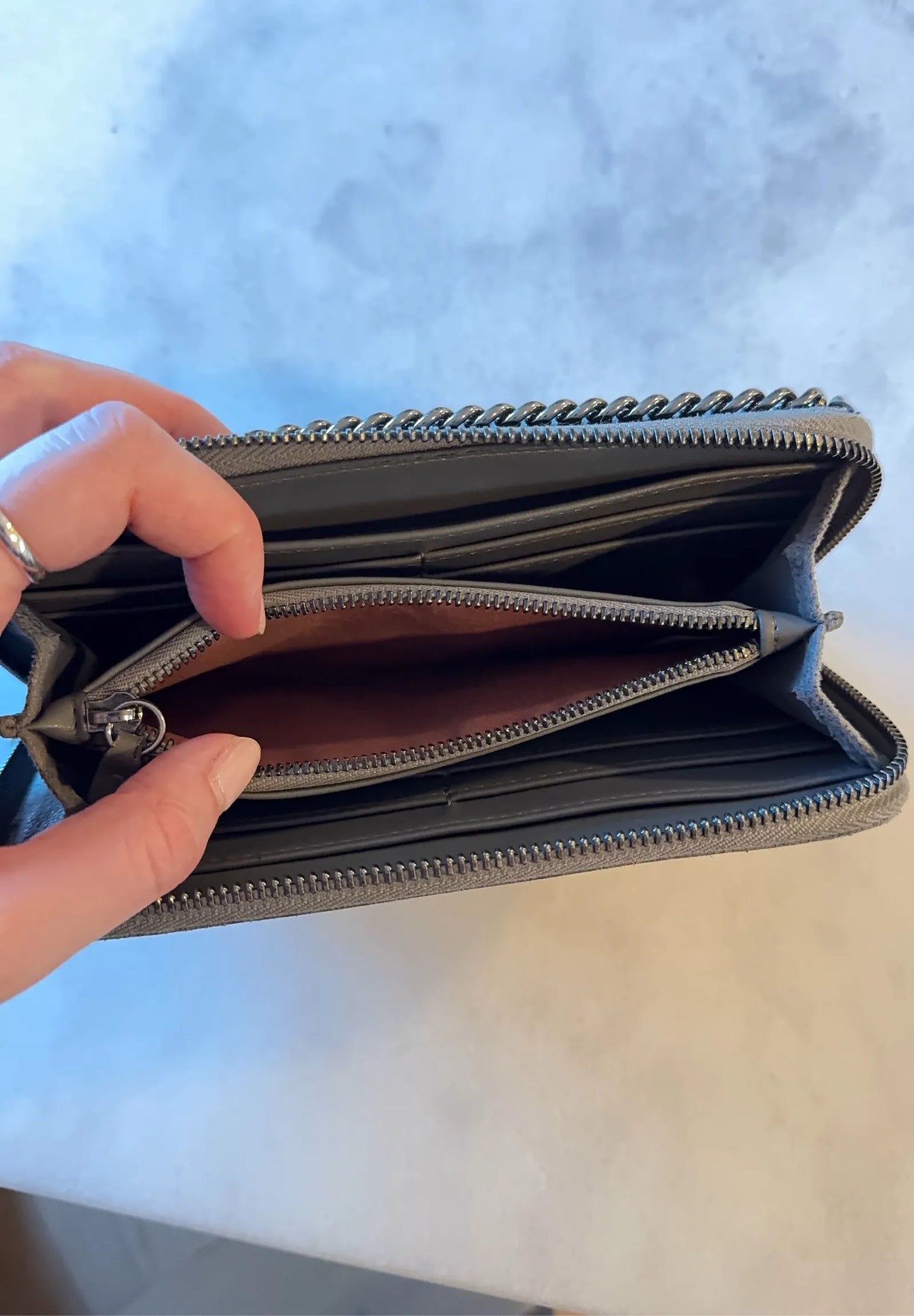 Stella Mccartney Grey Zip Around Falabella Wallet-skinnplånbok