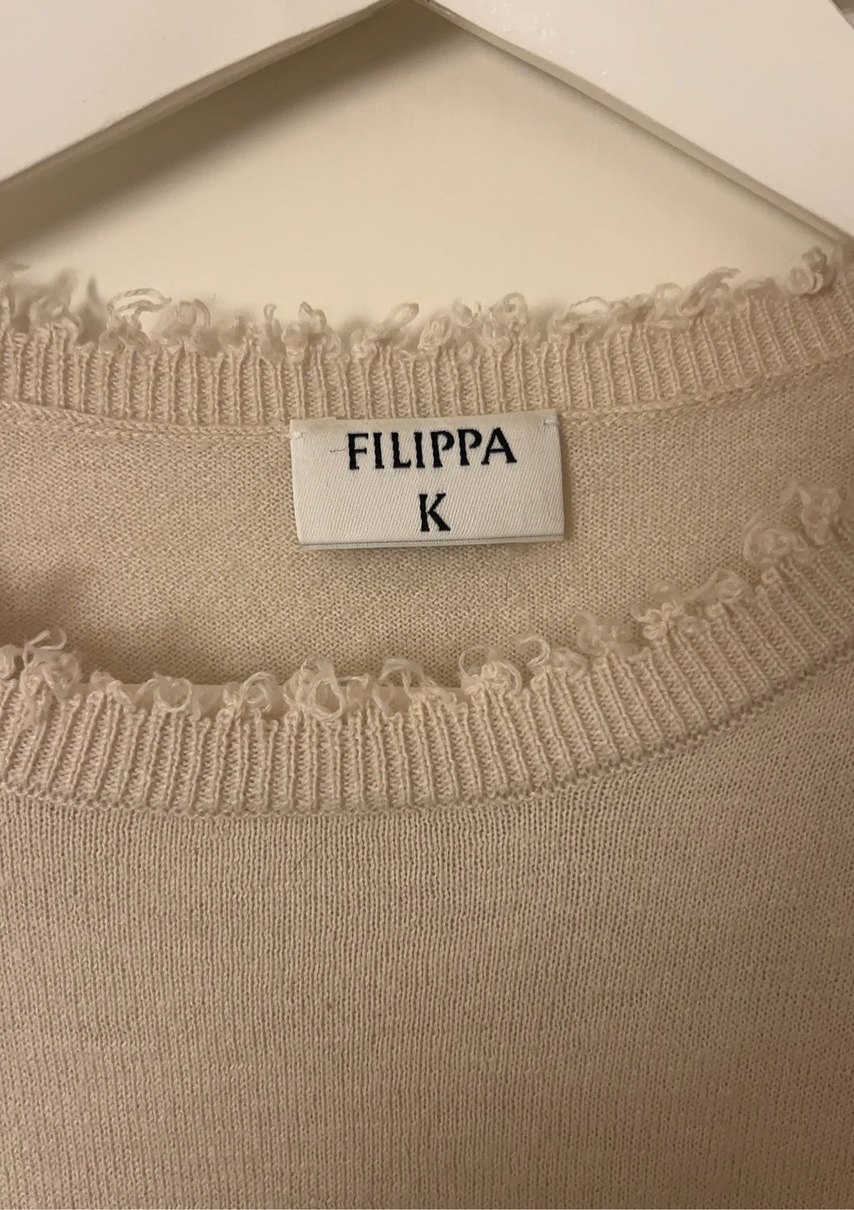 Filippa K Frayed R-ulltopp