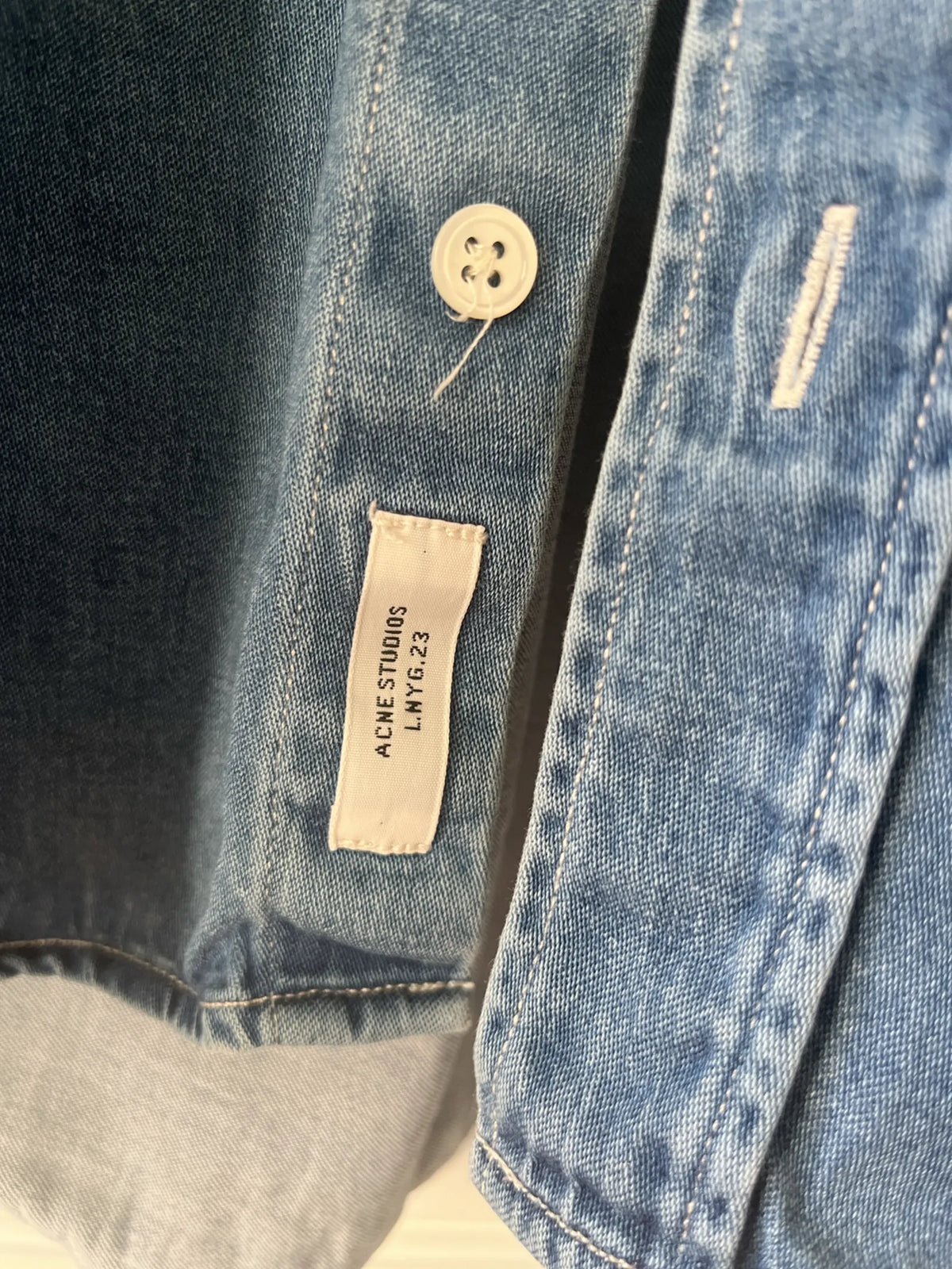 Acne Studios Isherwood-skjorta