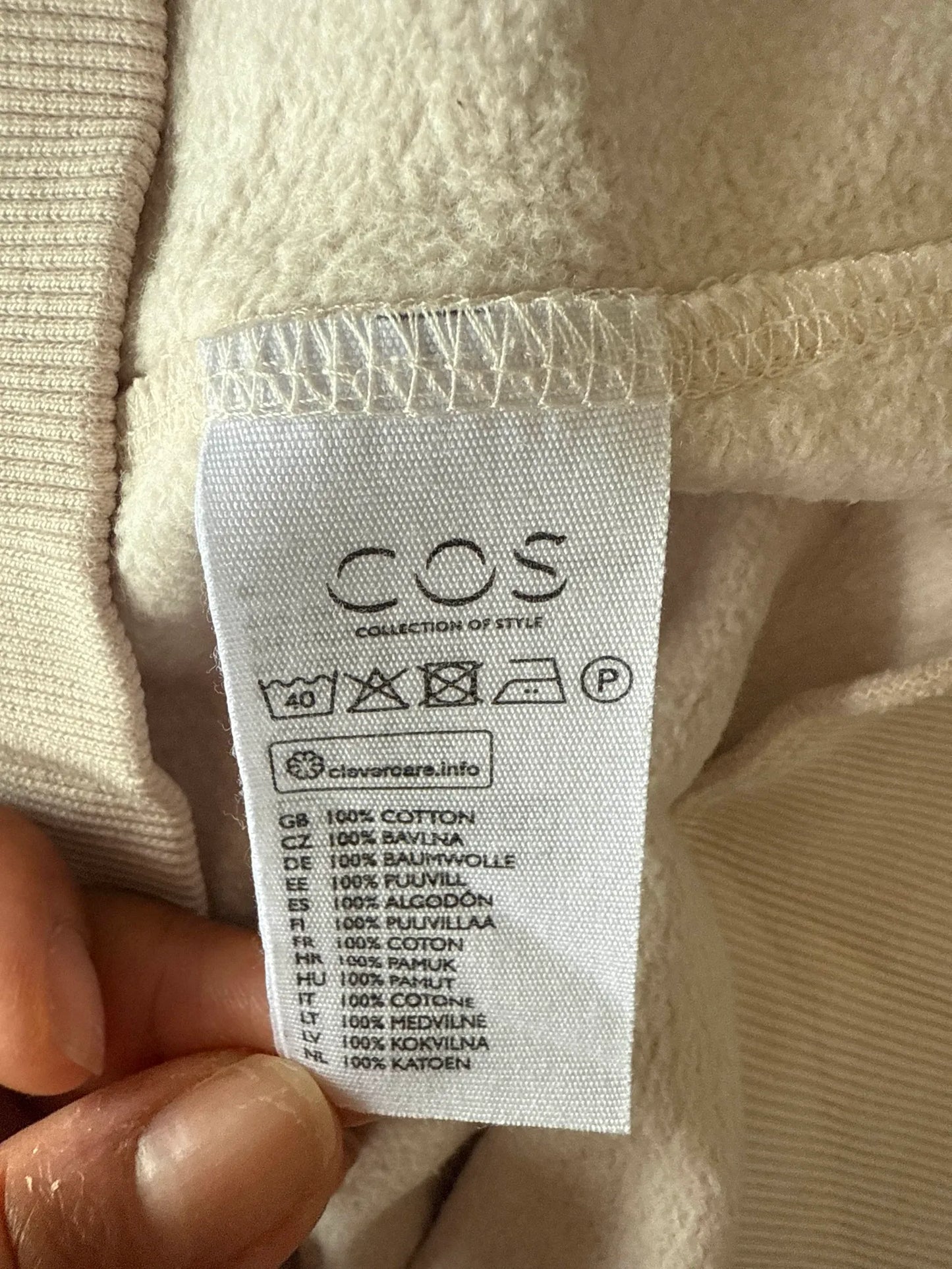 Cos-klänning