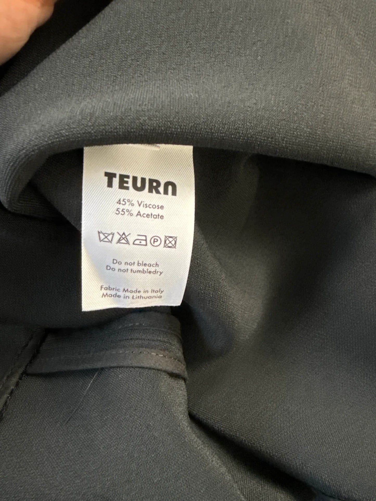 Teurn Studios Rusty-klänning NWOT