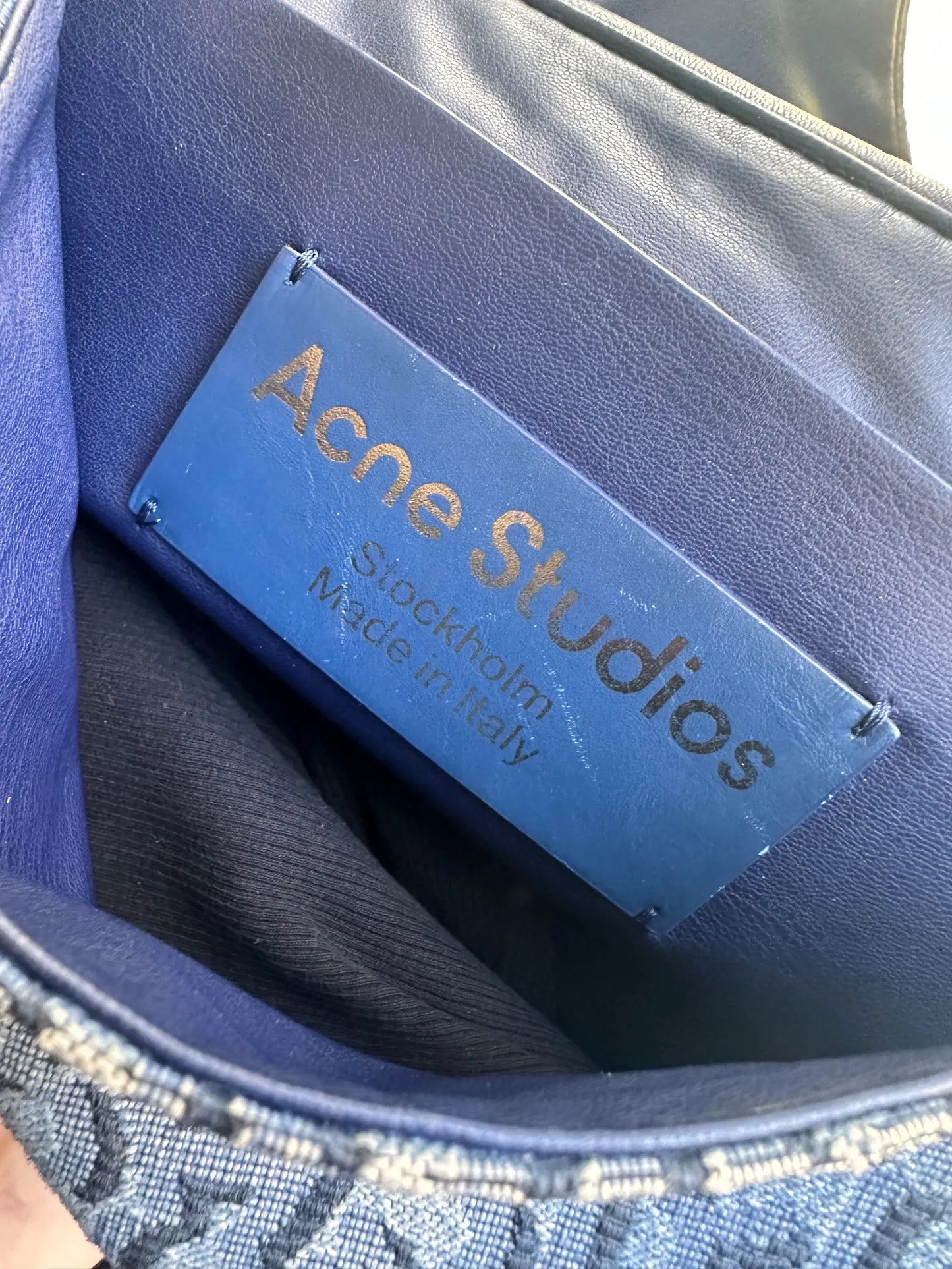 Acne Studios Shoulder bag