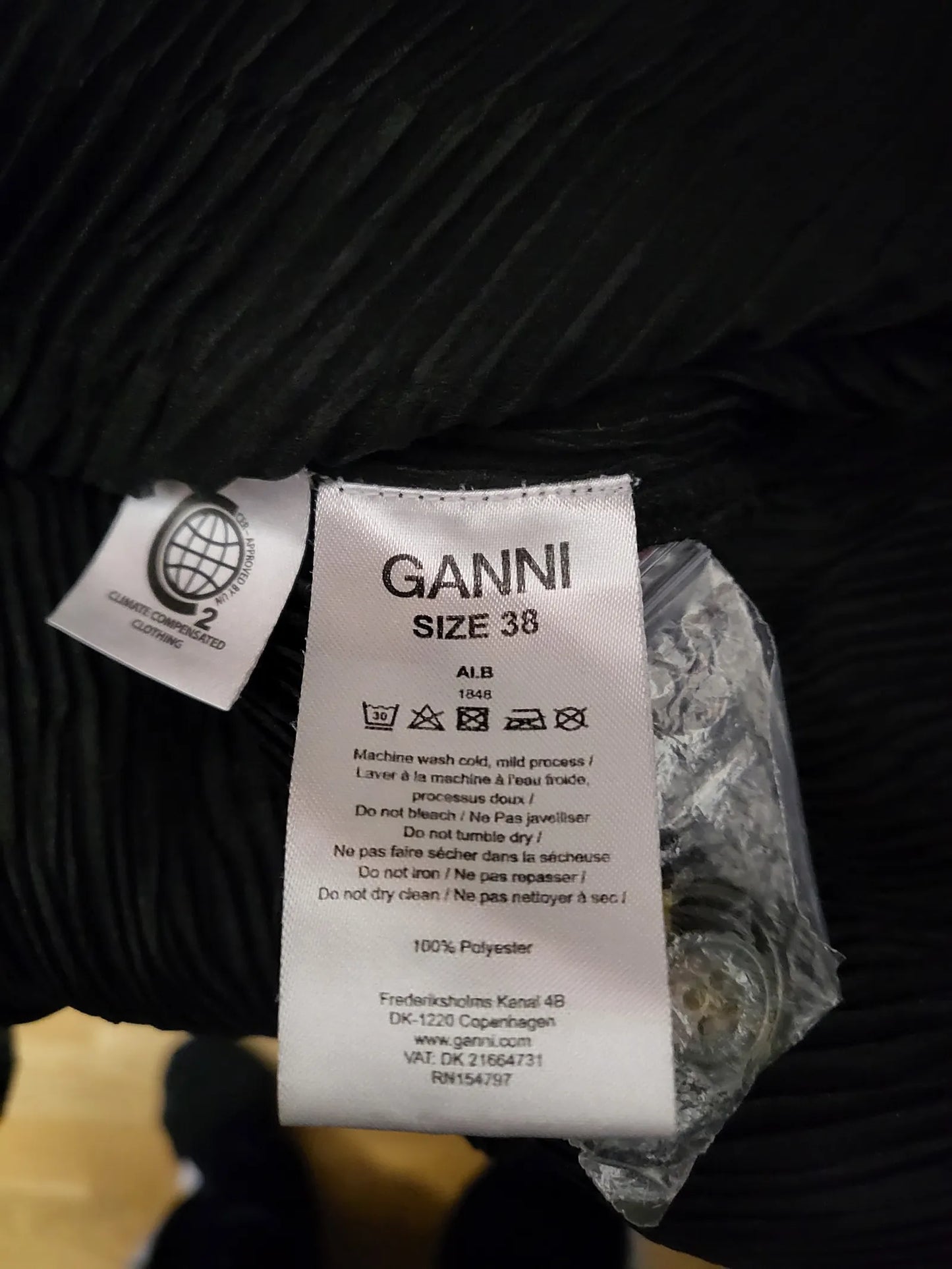 Ganni Alb-klänning