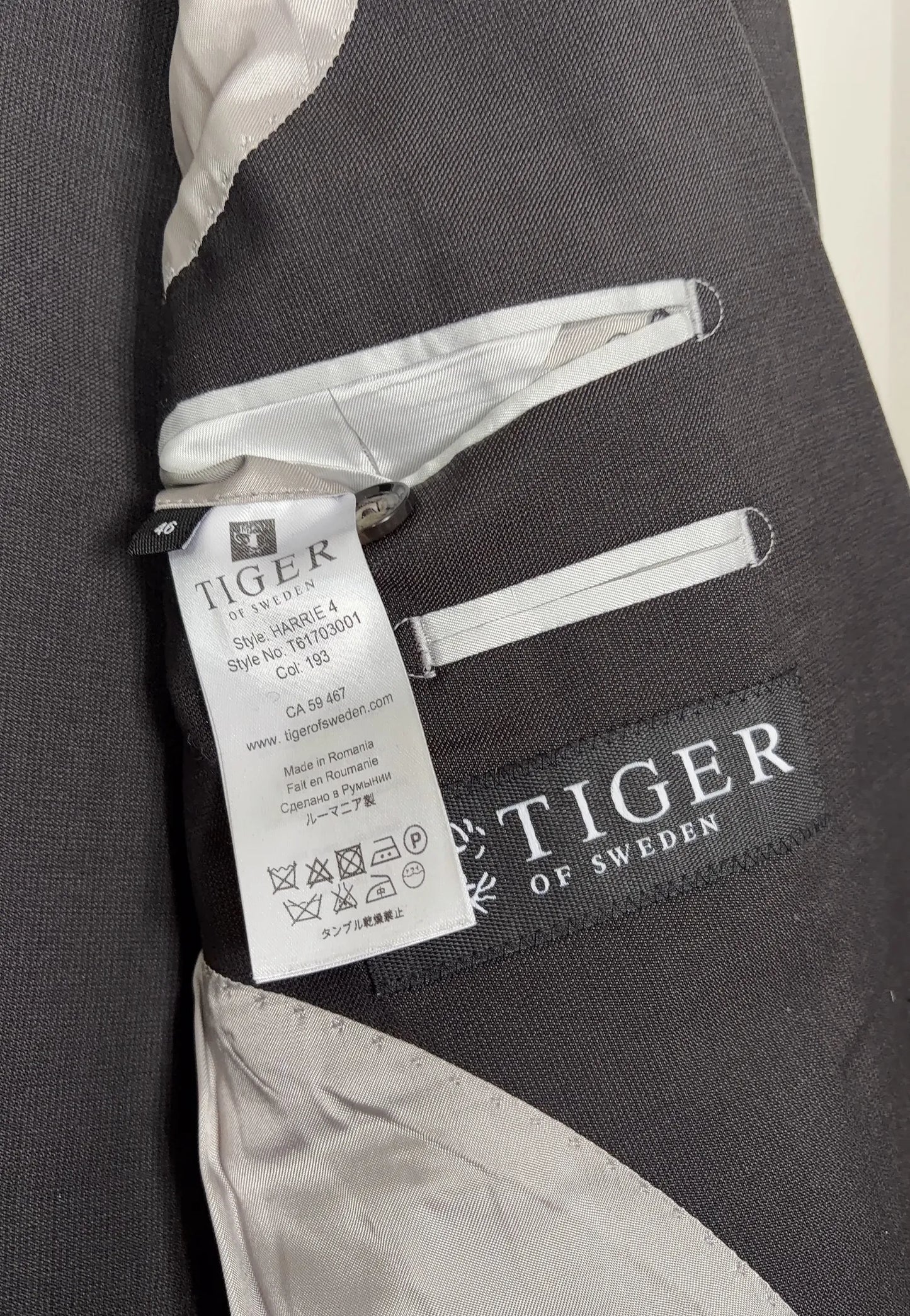 Tiger of Sweden Harrie 4 Färg Antracit Suit