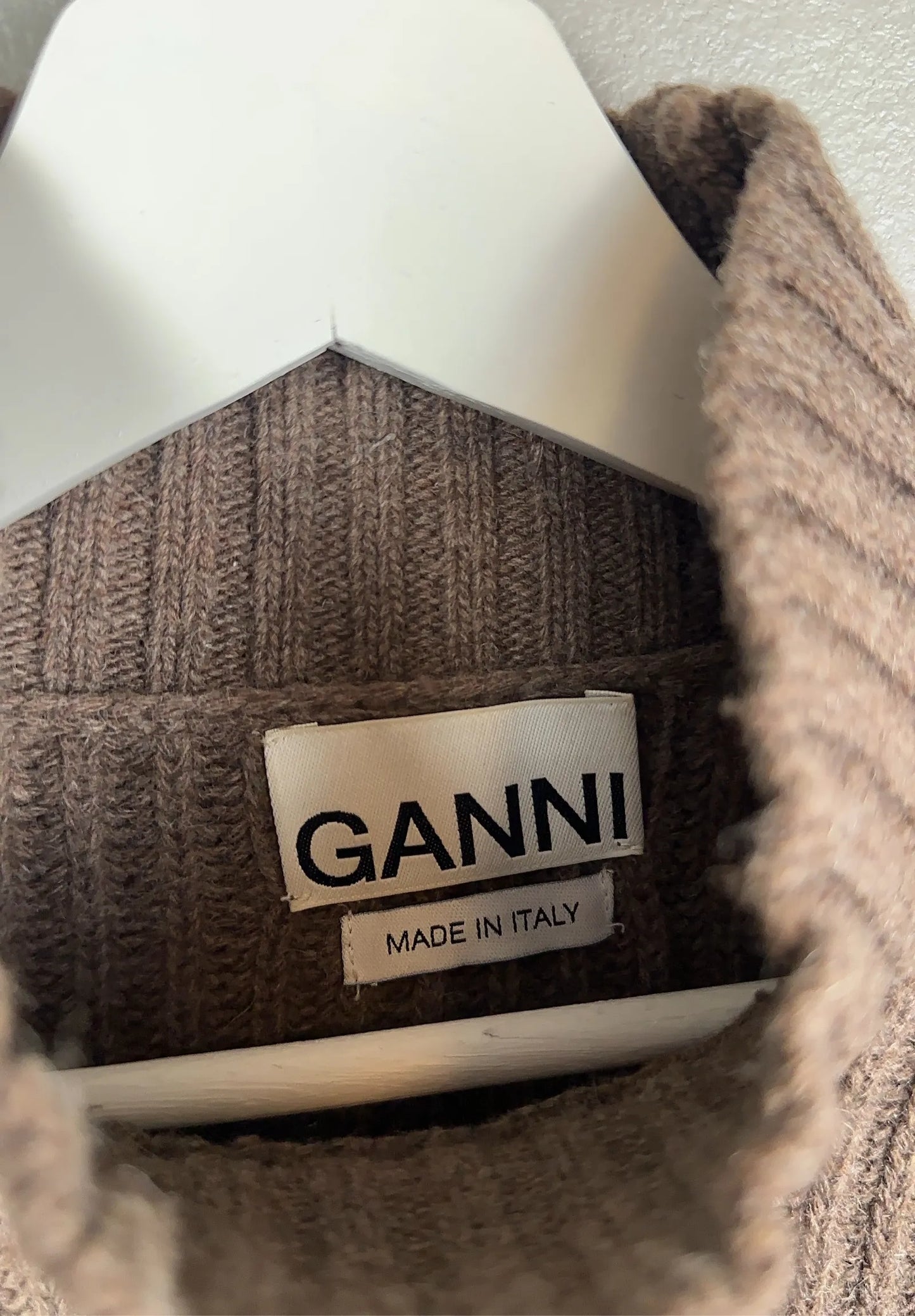 Ganni Vest