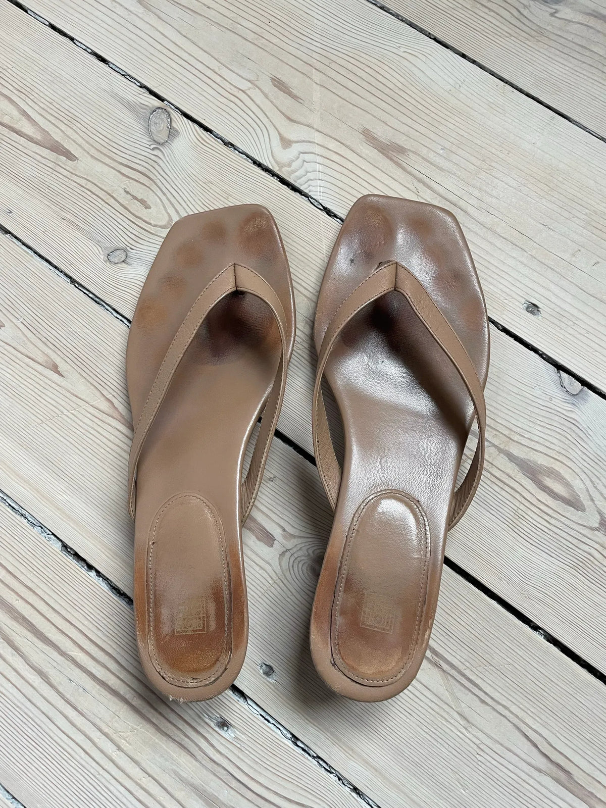 Toteme Flip Flop-skinnflip-flops