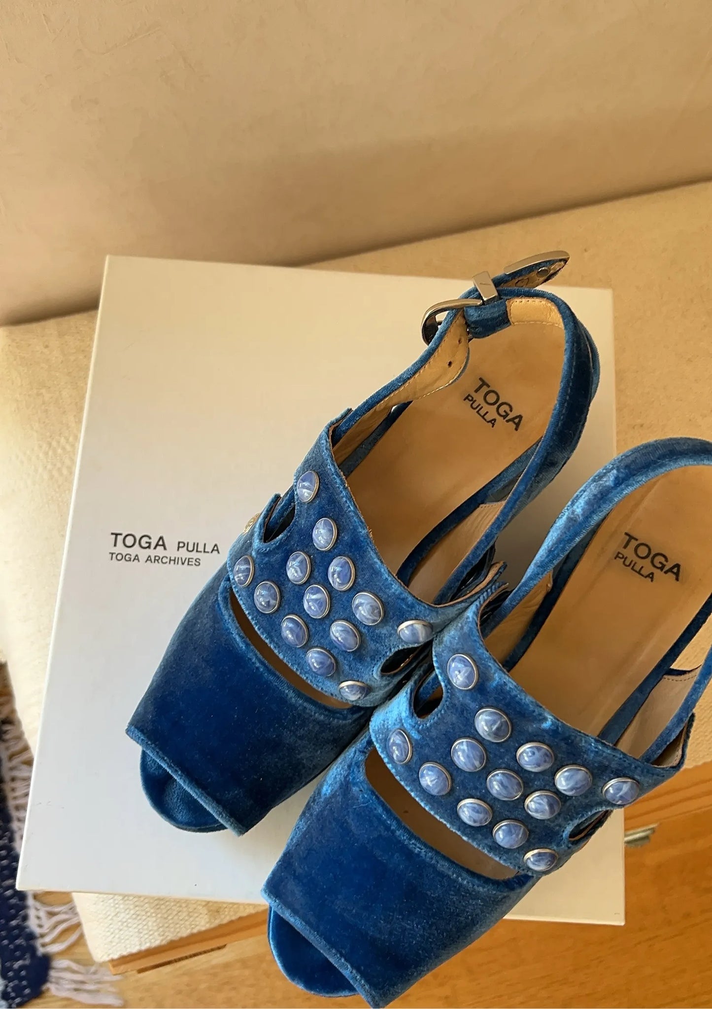 Toga Pulla Sandals