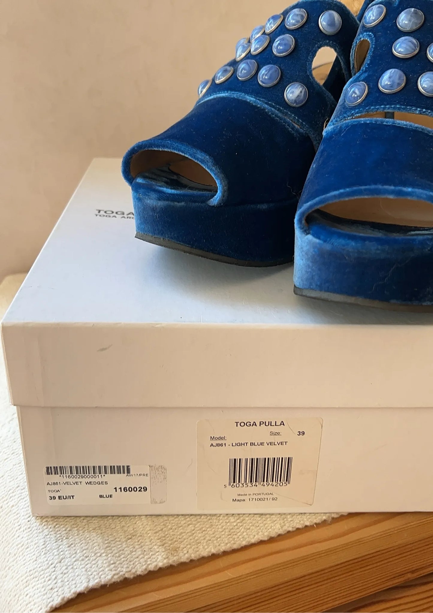 Toga Pulla Sandals