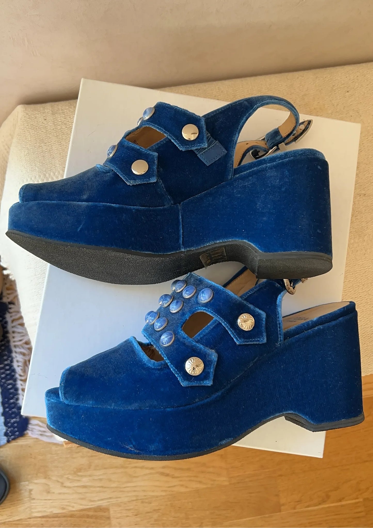 Toga Pulla Sandals