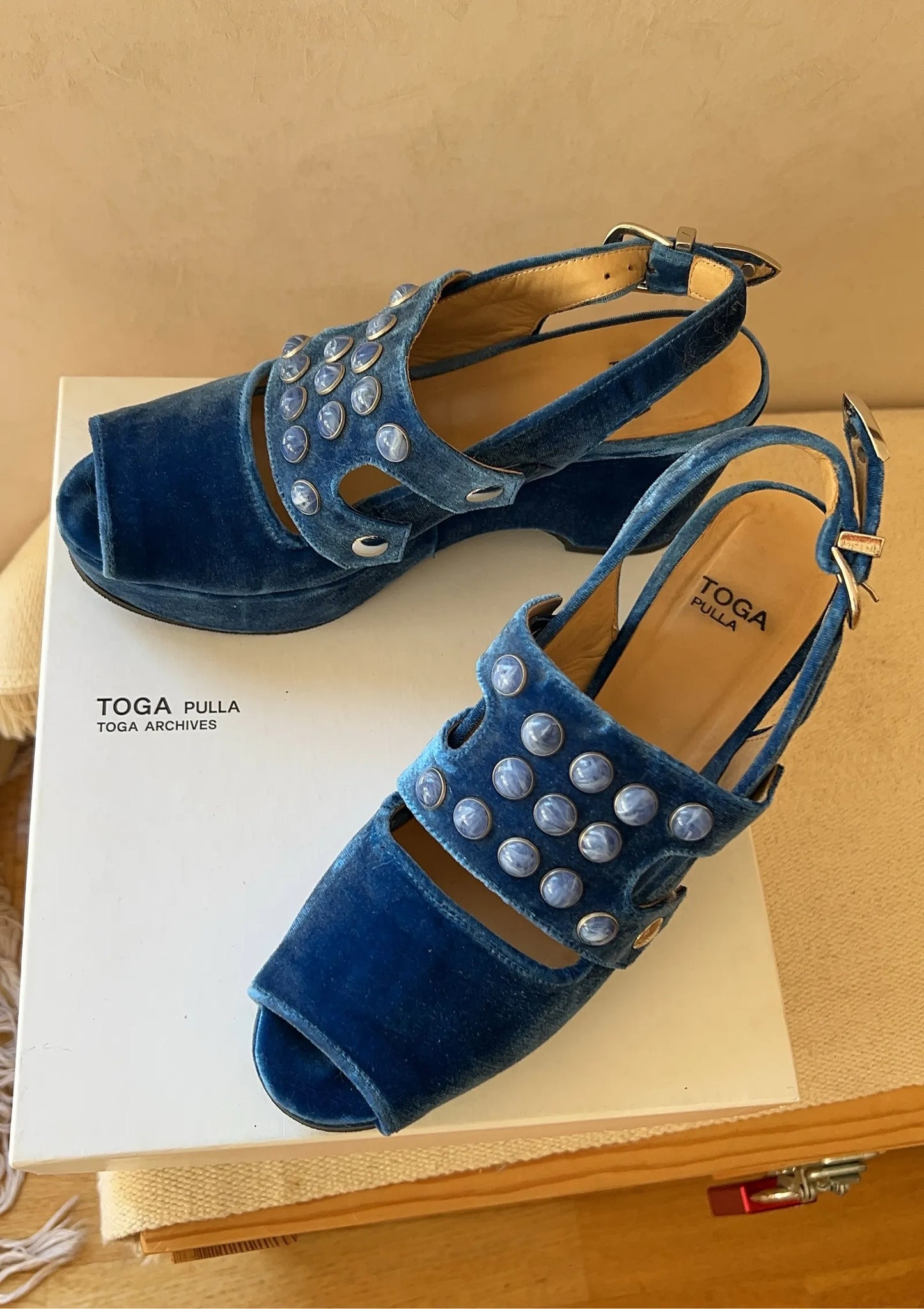 Toga Pulla Sandals
