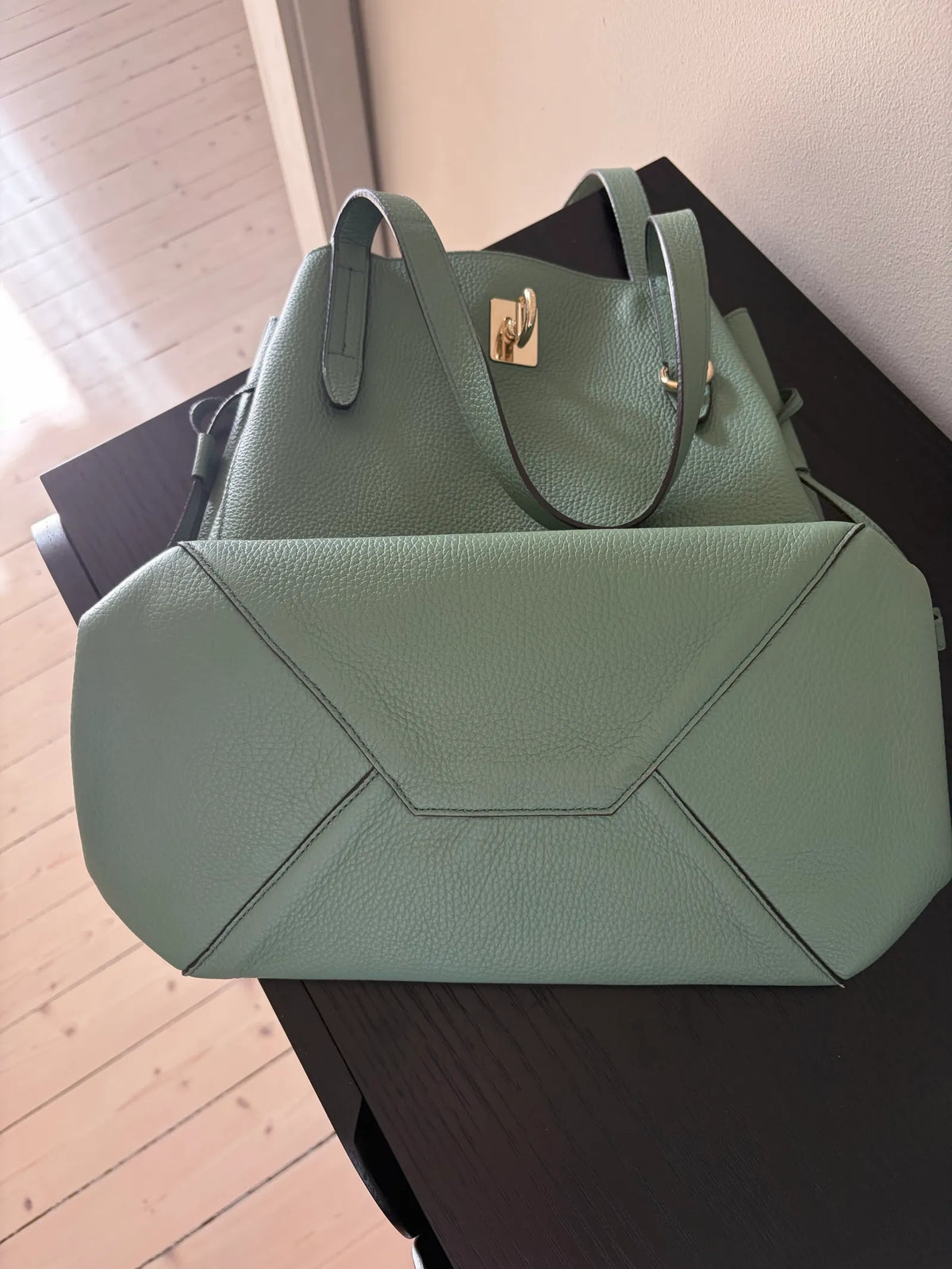 Furla Net Tote Mineral Green M Handbag