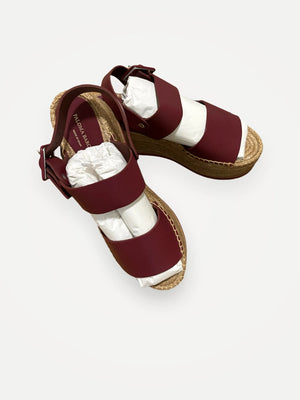 Paloma Barcelo Matsuko-skinnsandaler NWOT