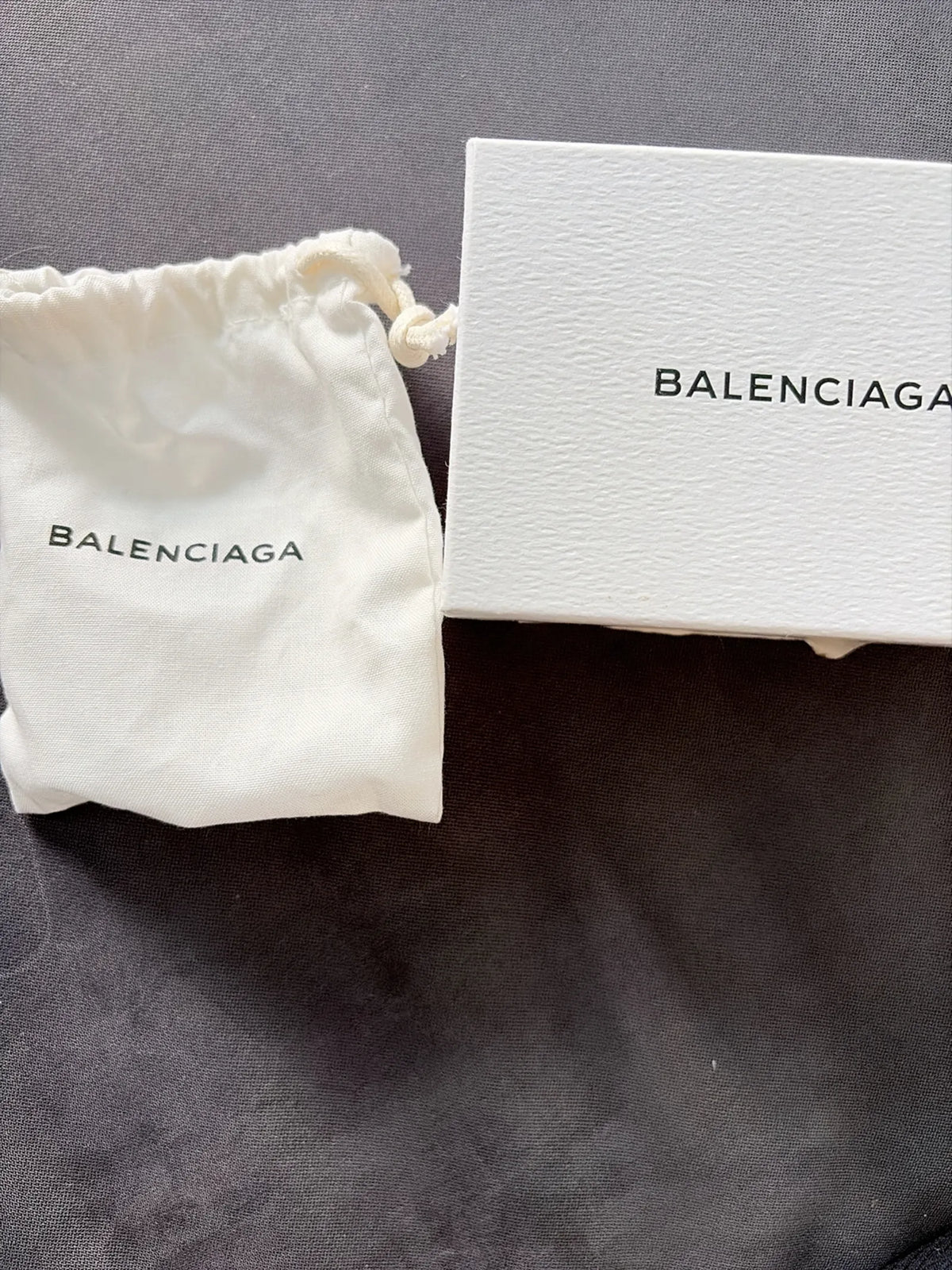 Balenciaga-skinnarmband