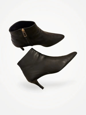 Filippa K-skinnklackar