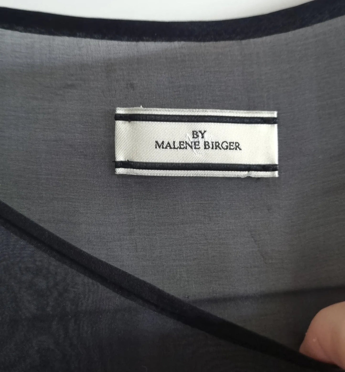 By Malene Birger Mutthi-sidentunika