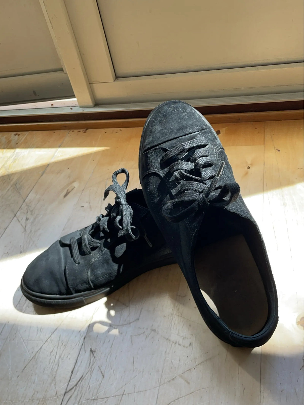 Hope-sneakers