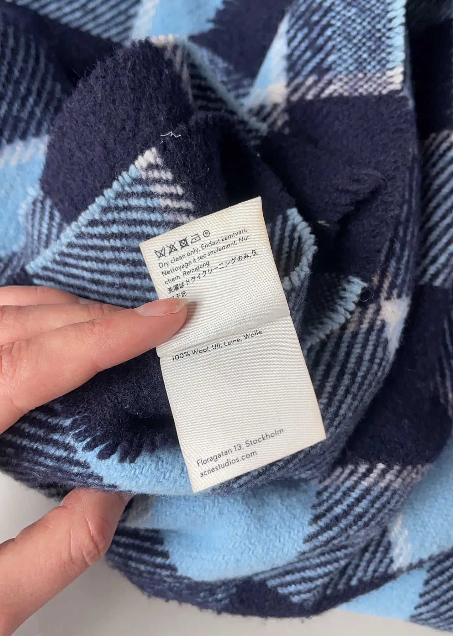 Acne Studios-ullhalsduk