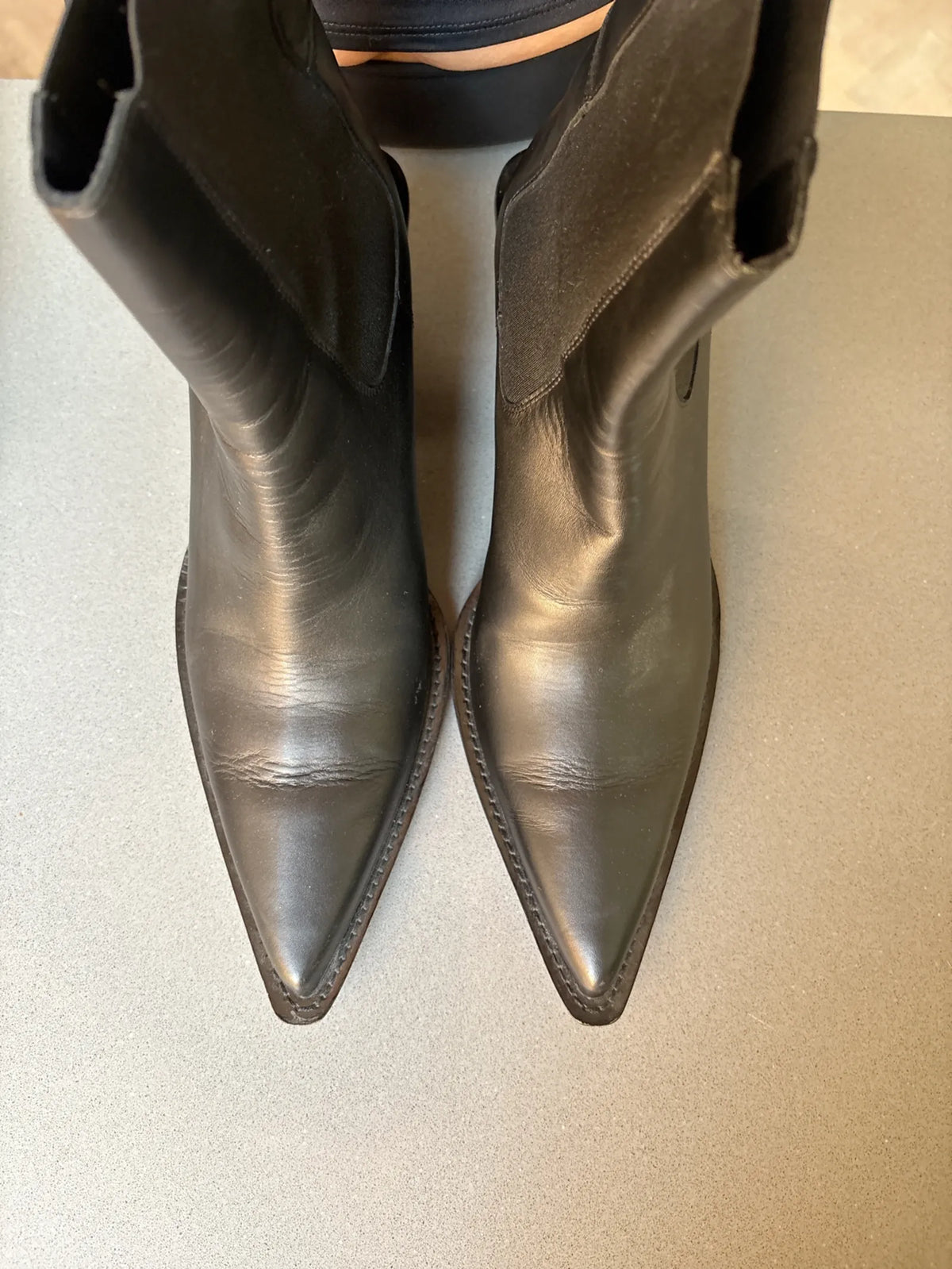 Acne Studios-skinnboots