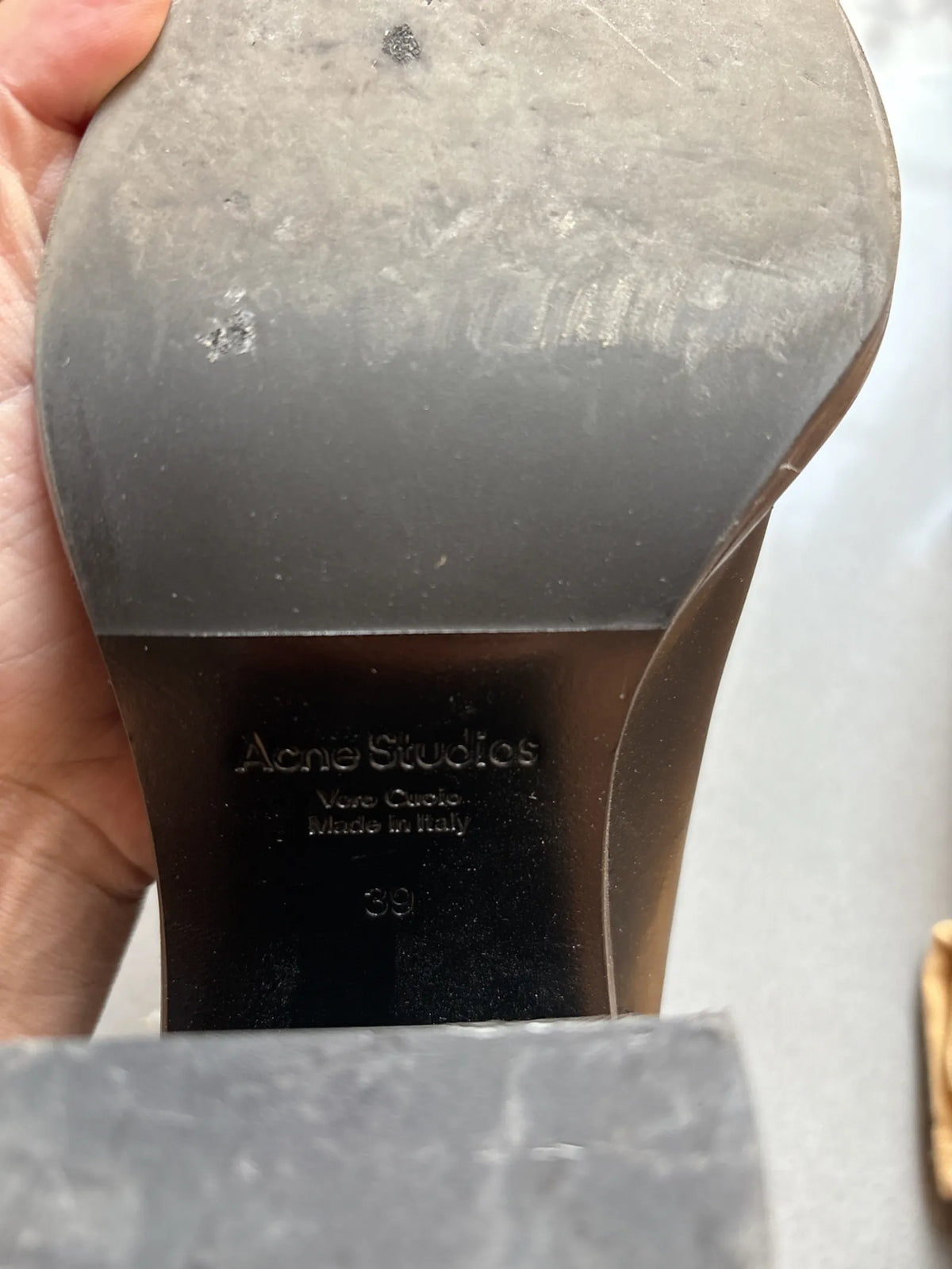 Acne Studios-skinnboots