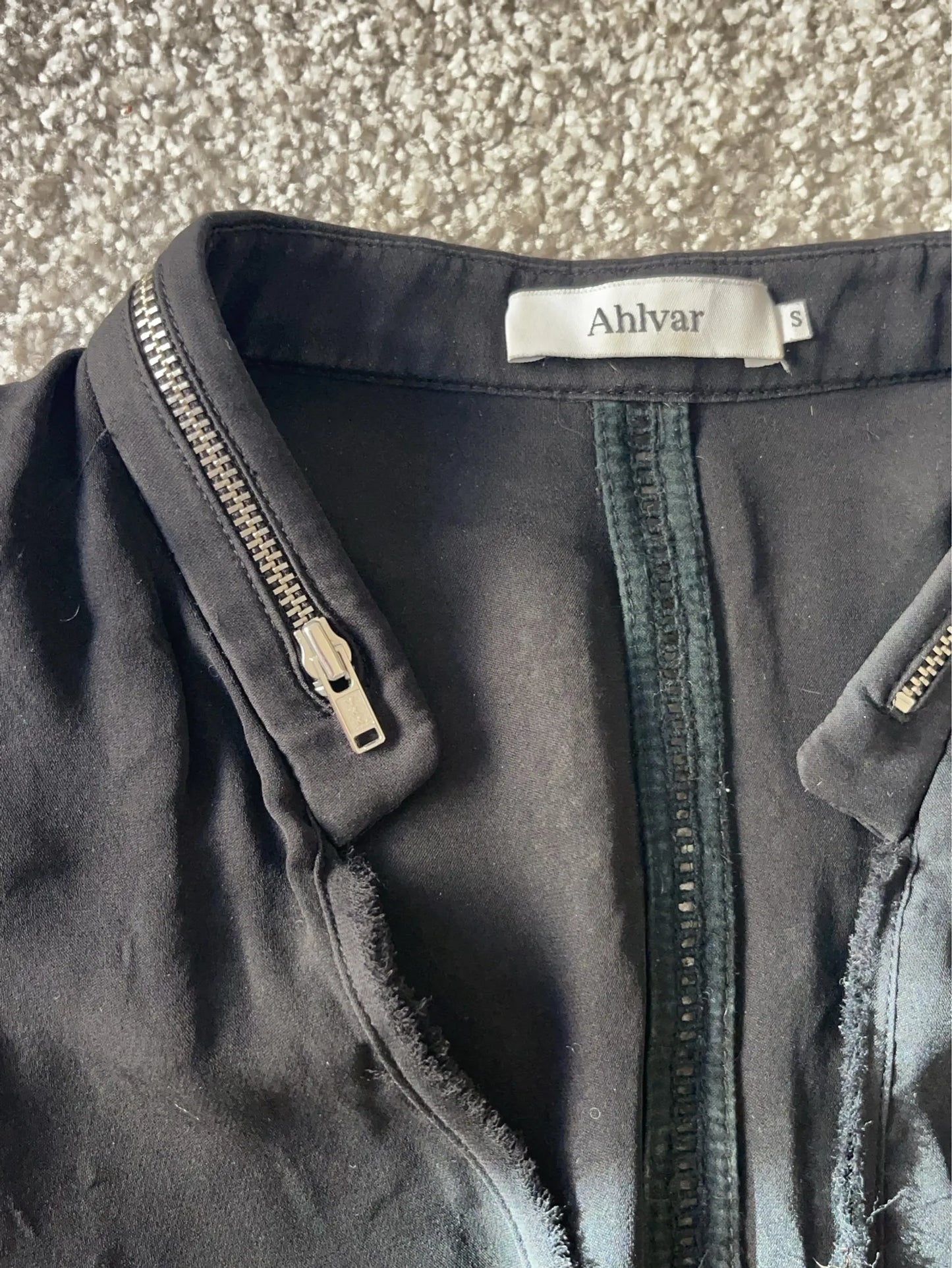 Ahlvar Gallery Blouse