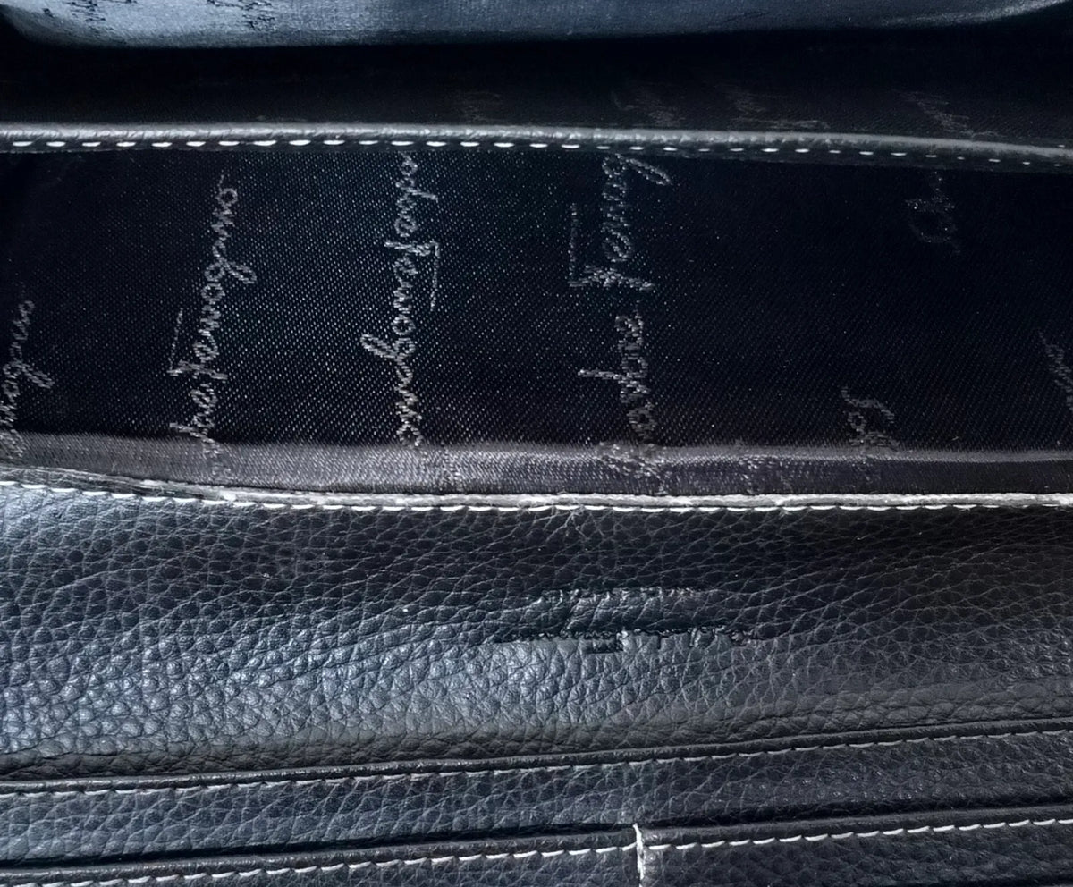 Salvatore Ferragamo Gancini French Continental Wallet-skinnplånbok