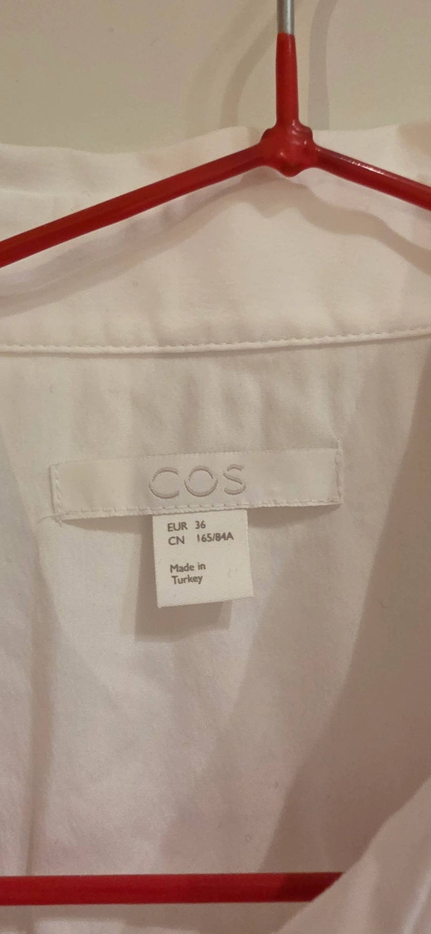Cos-skjorta
