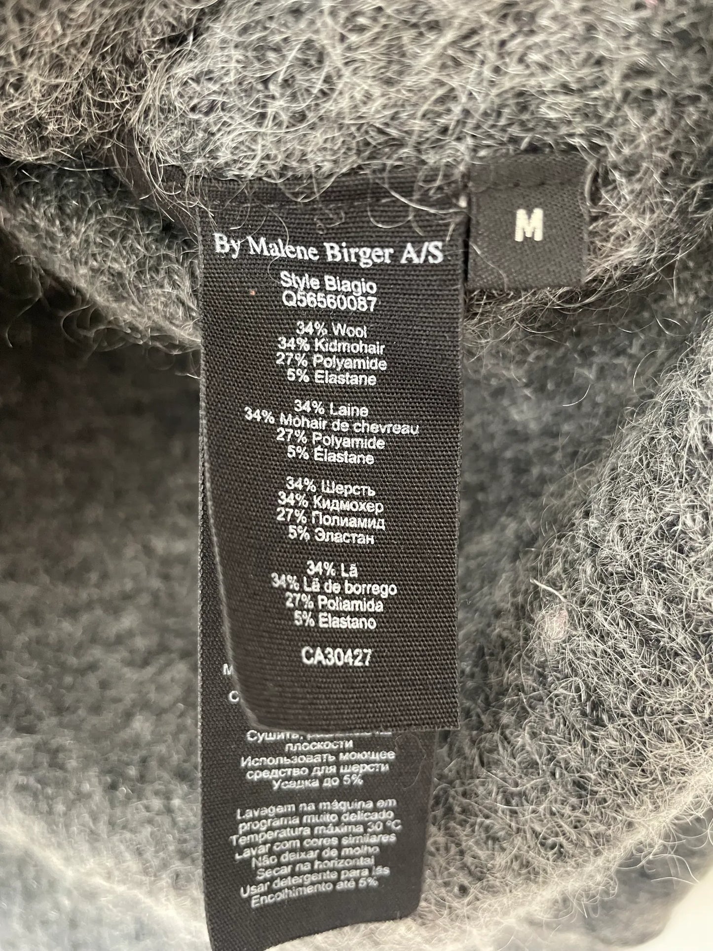 By Malene Birger Biagio-ulltröja
