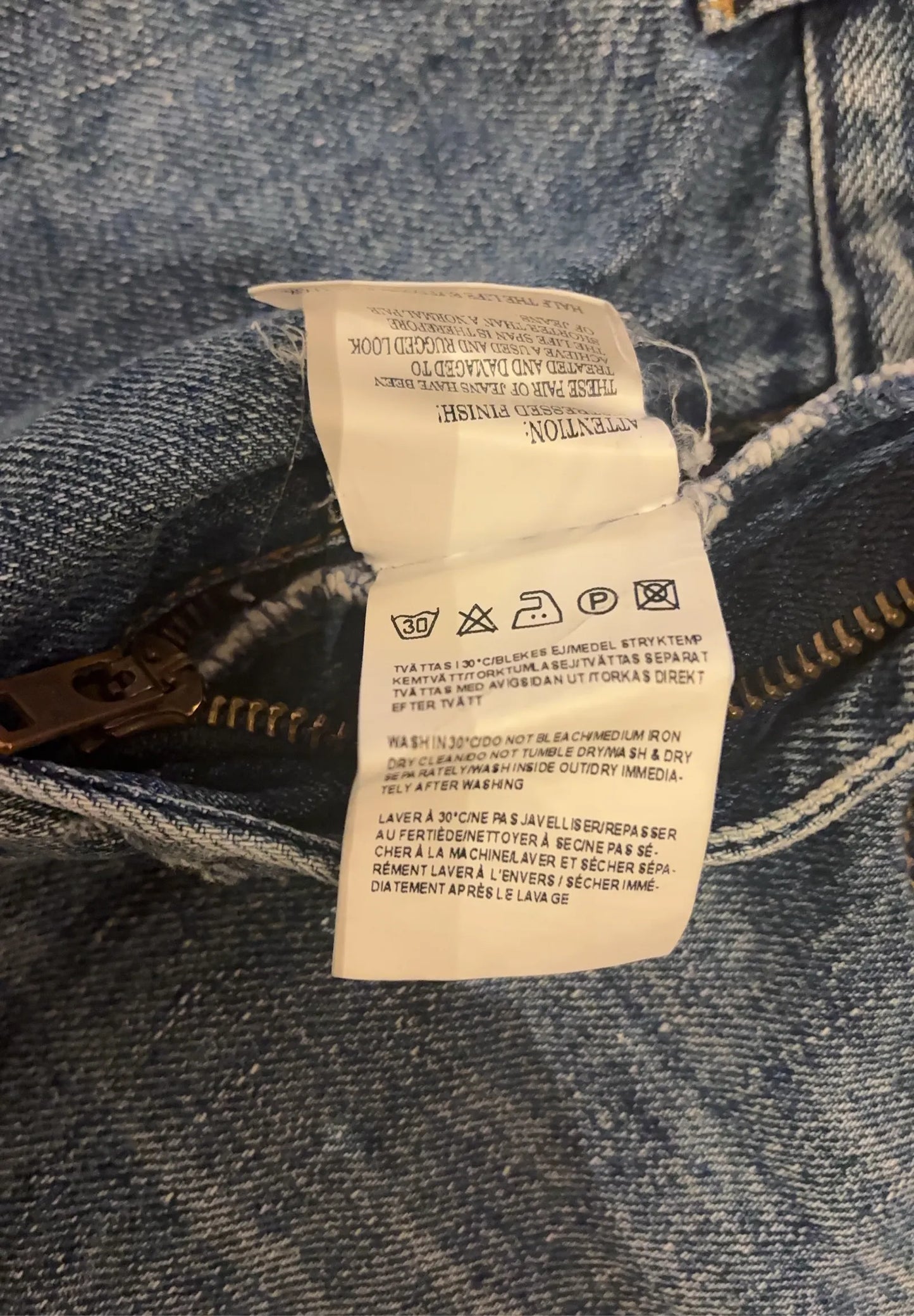 Acne Studios-jeans NWOT