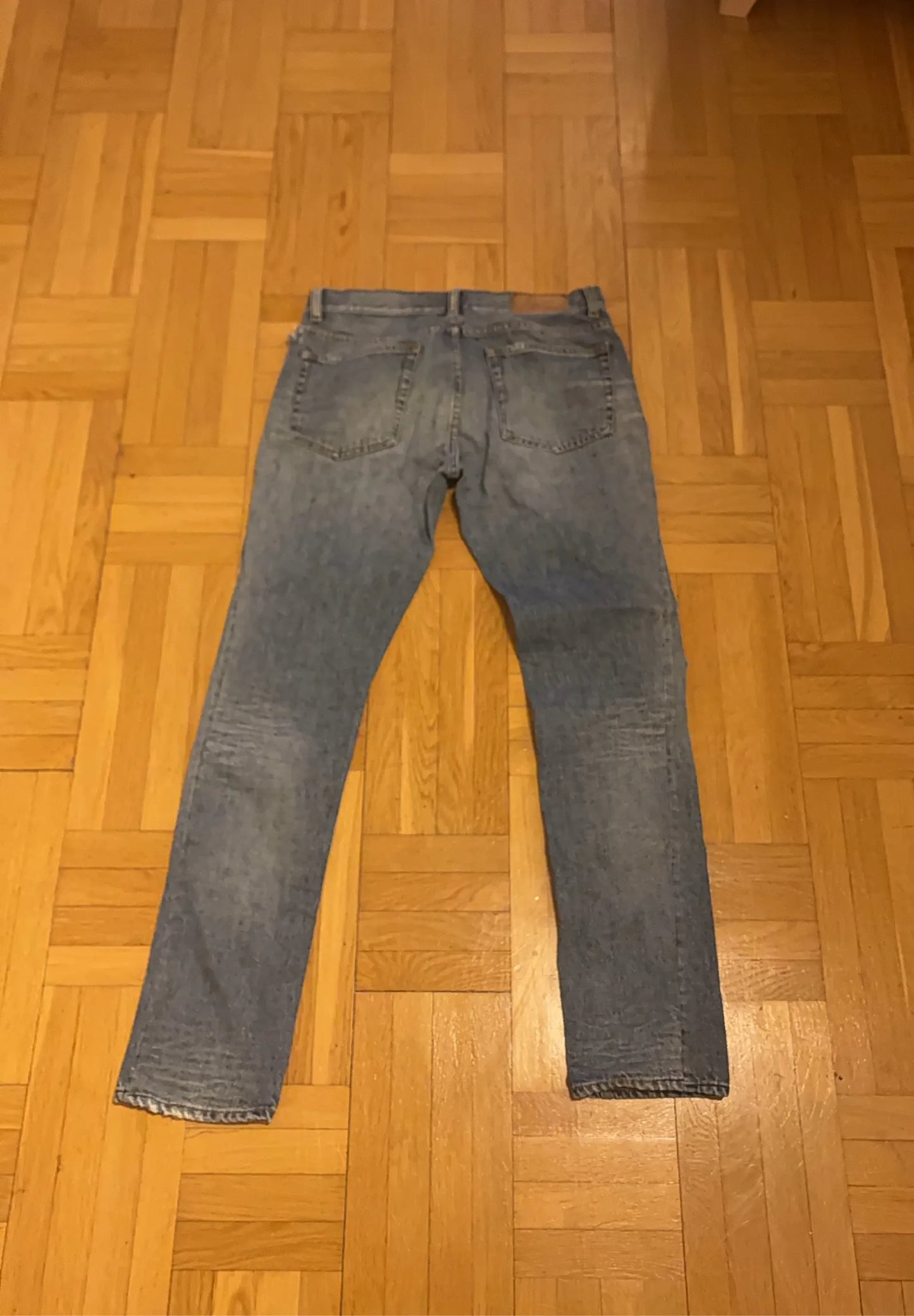 Acne Studios-jeans NWOT