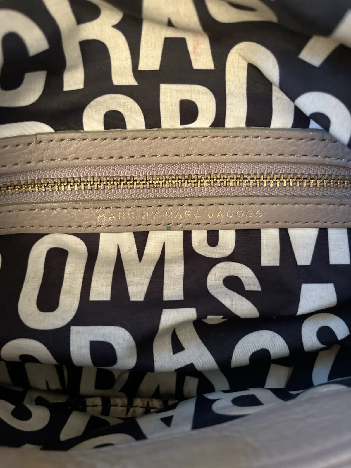 Marc Jacobs Classic Q Natasha Shoulder bag