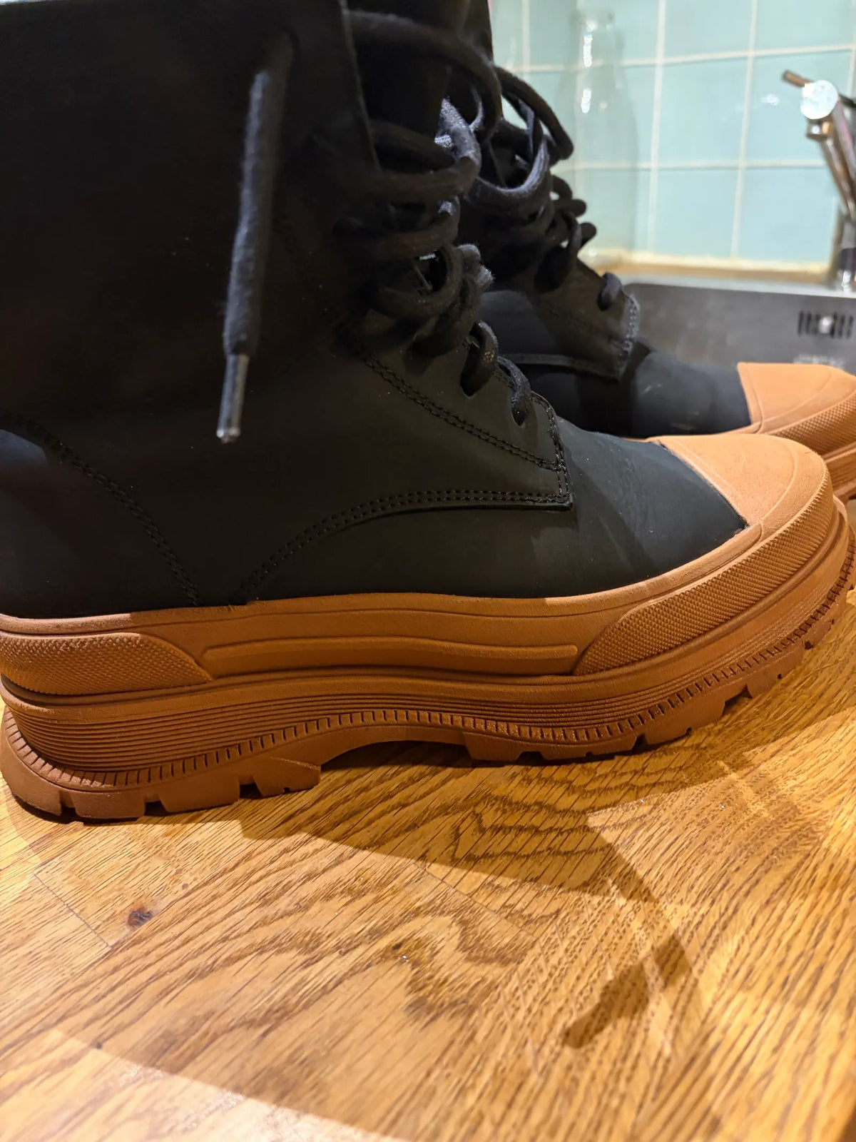 Blankens The Baltimore Laced Water Resistant Leather Winter Shoes