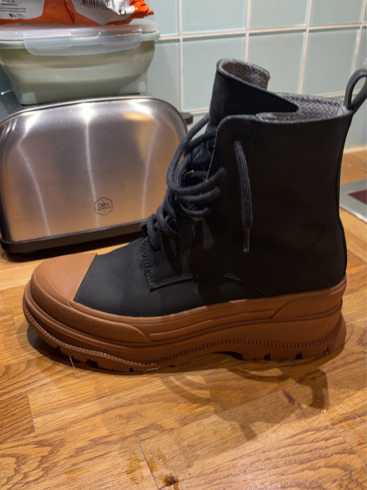 Blankens The Baltimore Laced Water Resistant Leather Winter Shoes
