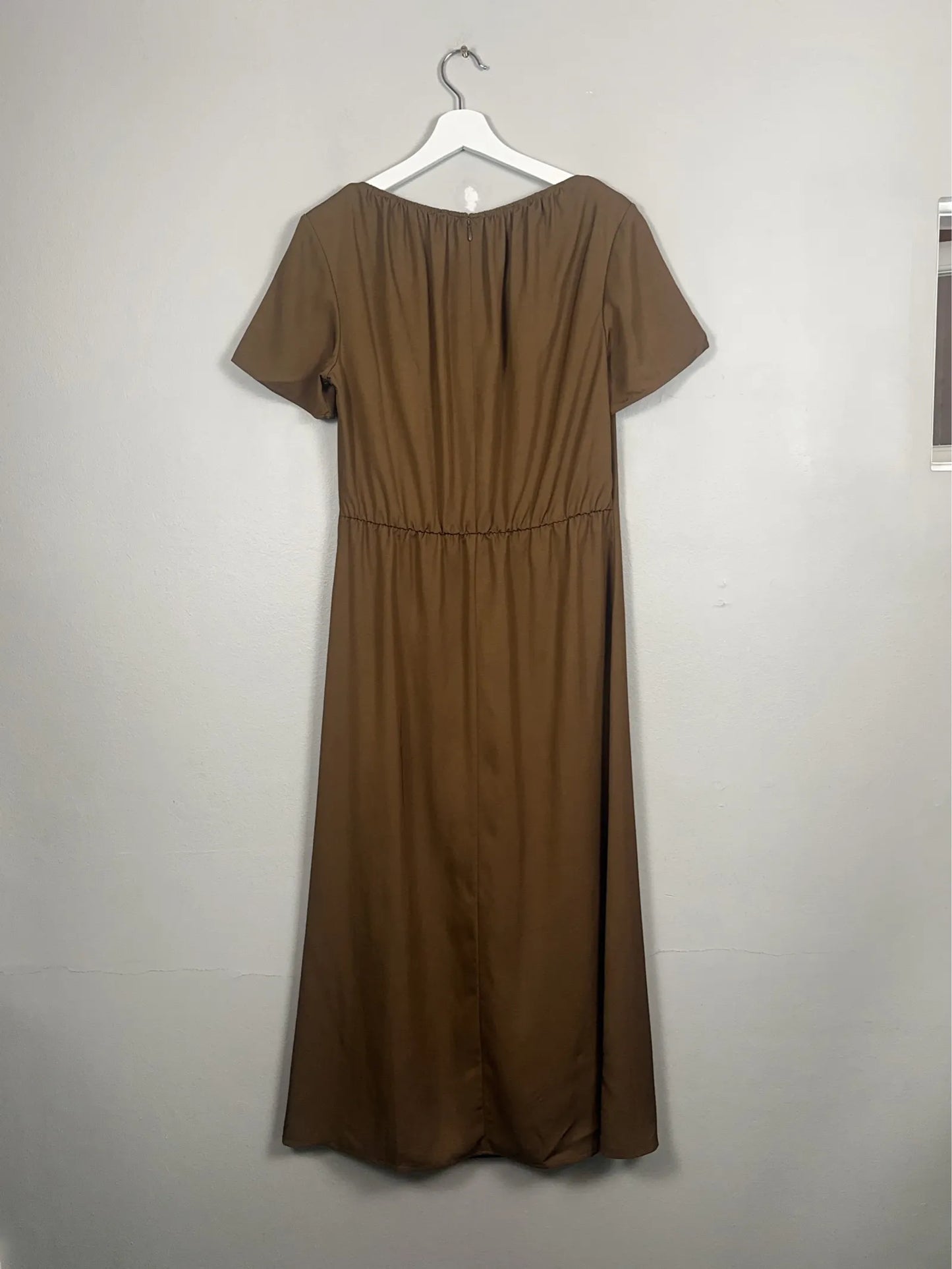 Filippa K Gathered-klänning NWT