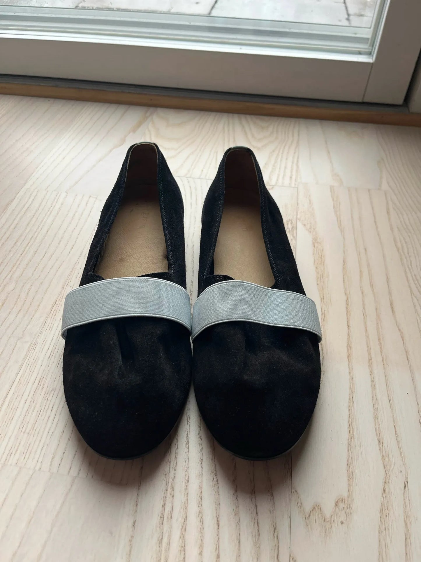Gram-ballerinaskor