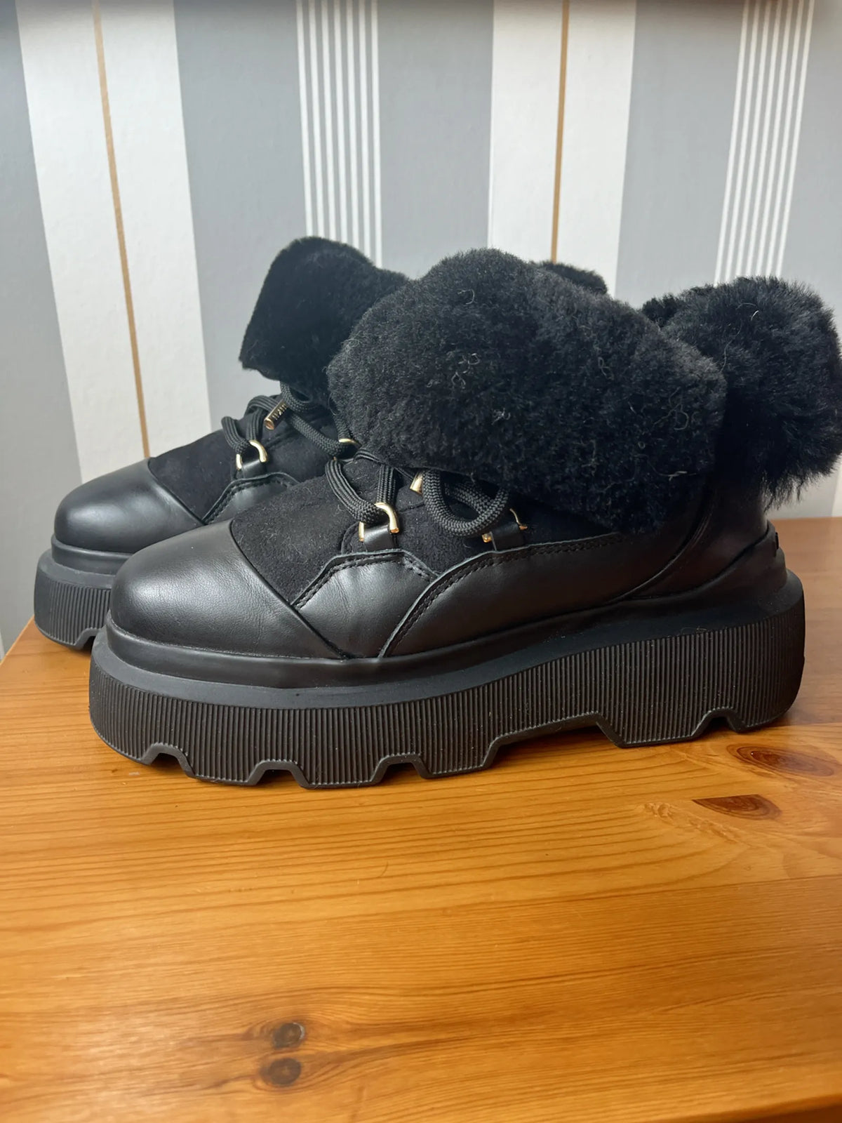 Inuikii Boots